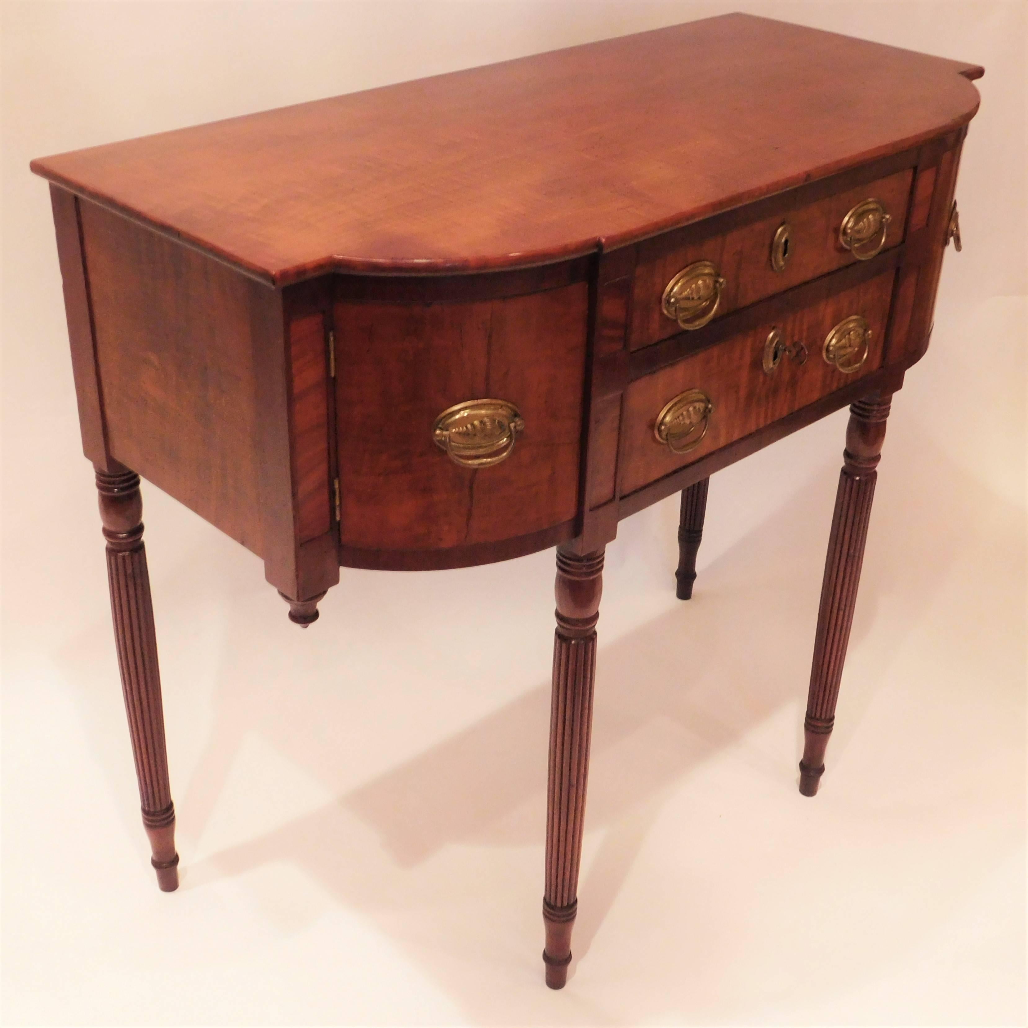 Federal Petite Sheraton Sideboard or Console, Probably New England, circa 1820