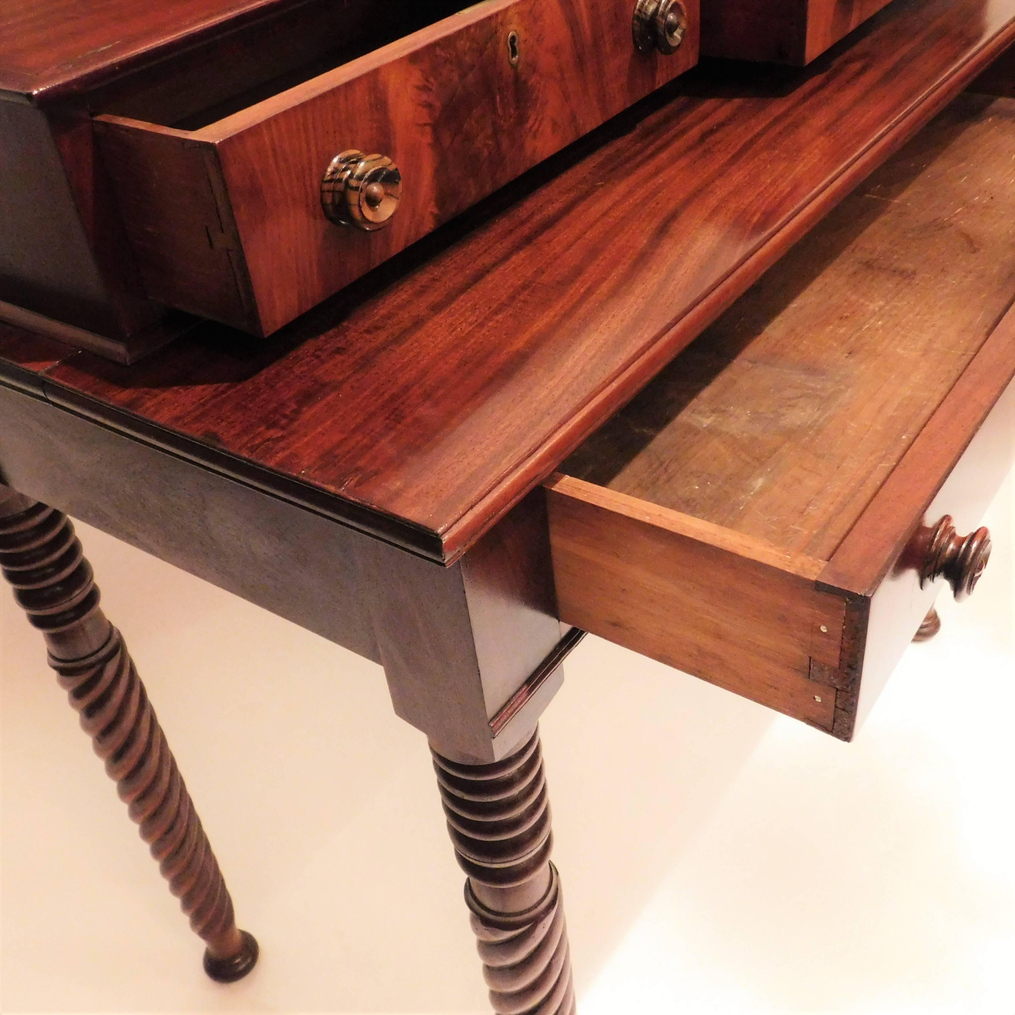 American Federal Dressing Table, New England, circa 1810