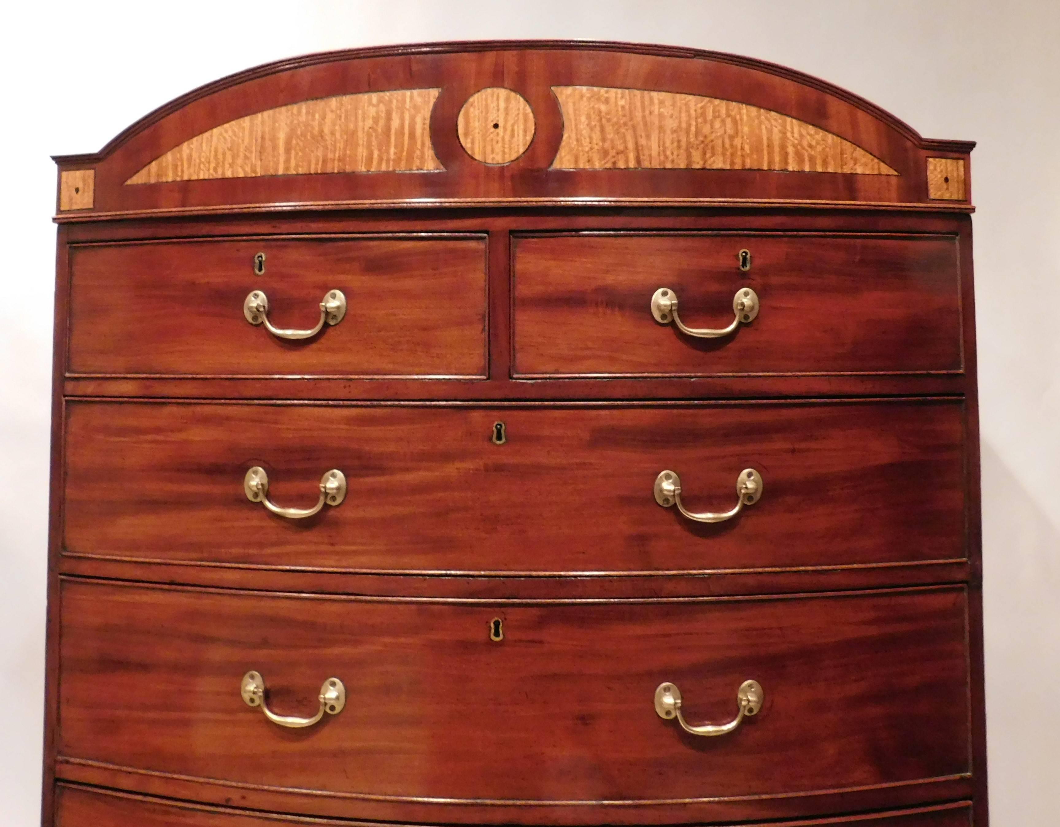 William IV Mahogany Eight-Drawer Chest-on-Chest, England, circa 1820 1