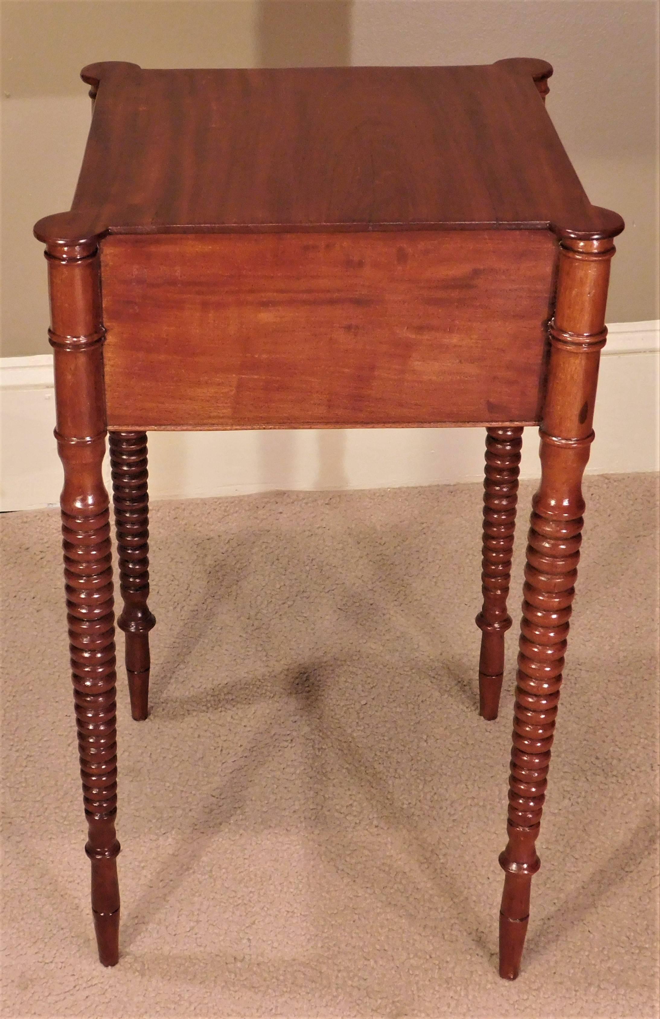 Federal Two-Drawer Cookie Corner Stand, New England, circa 1805 2