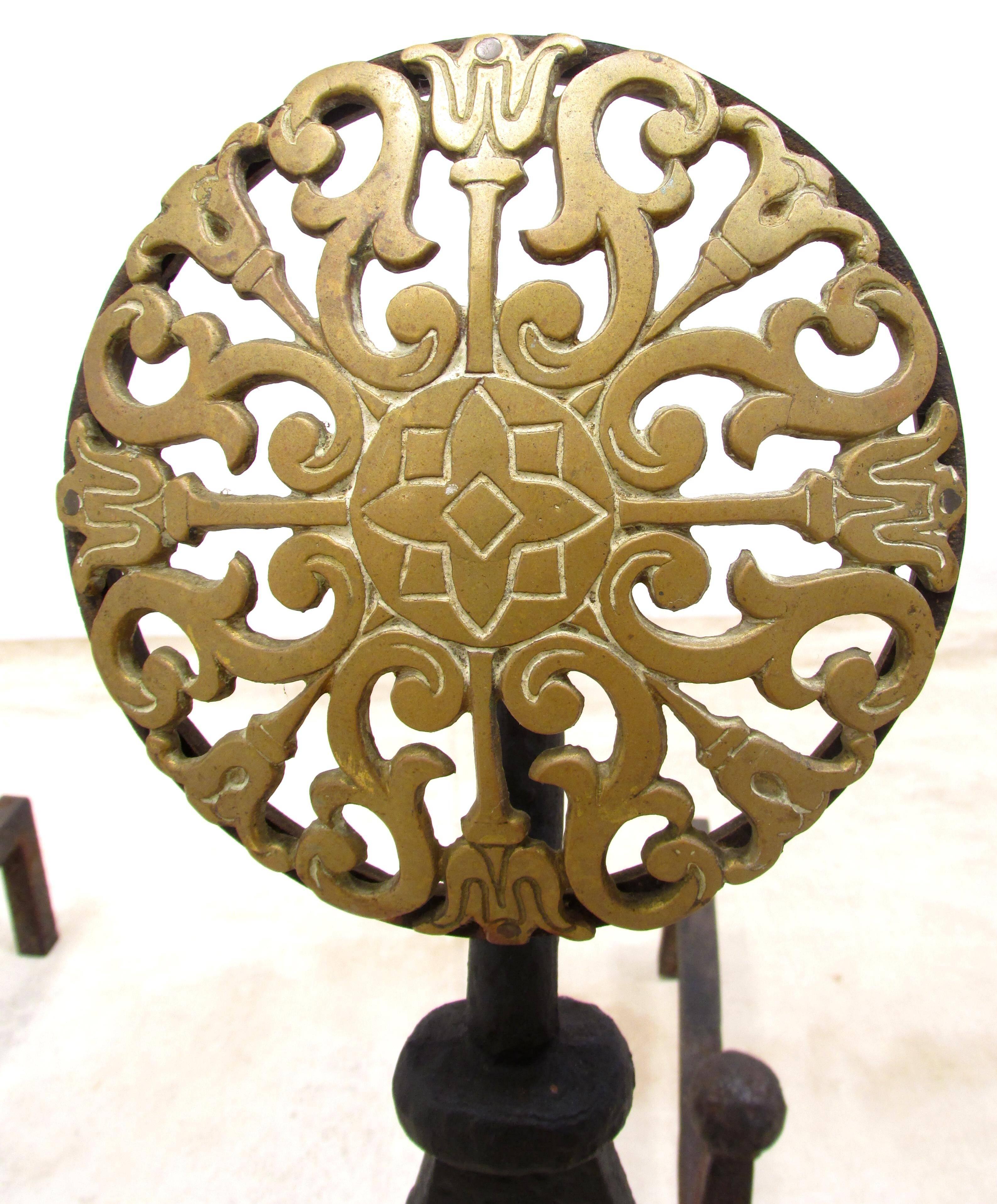 Virginia Metalcrafters Brass Medallion Andirons In Good Condition In High Point, NC