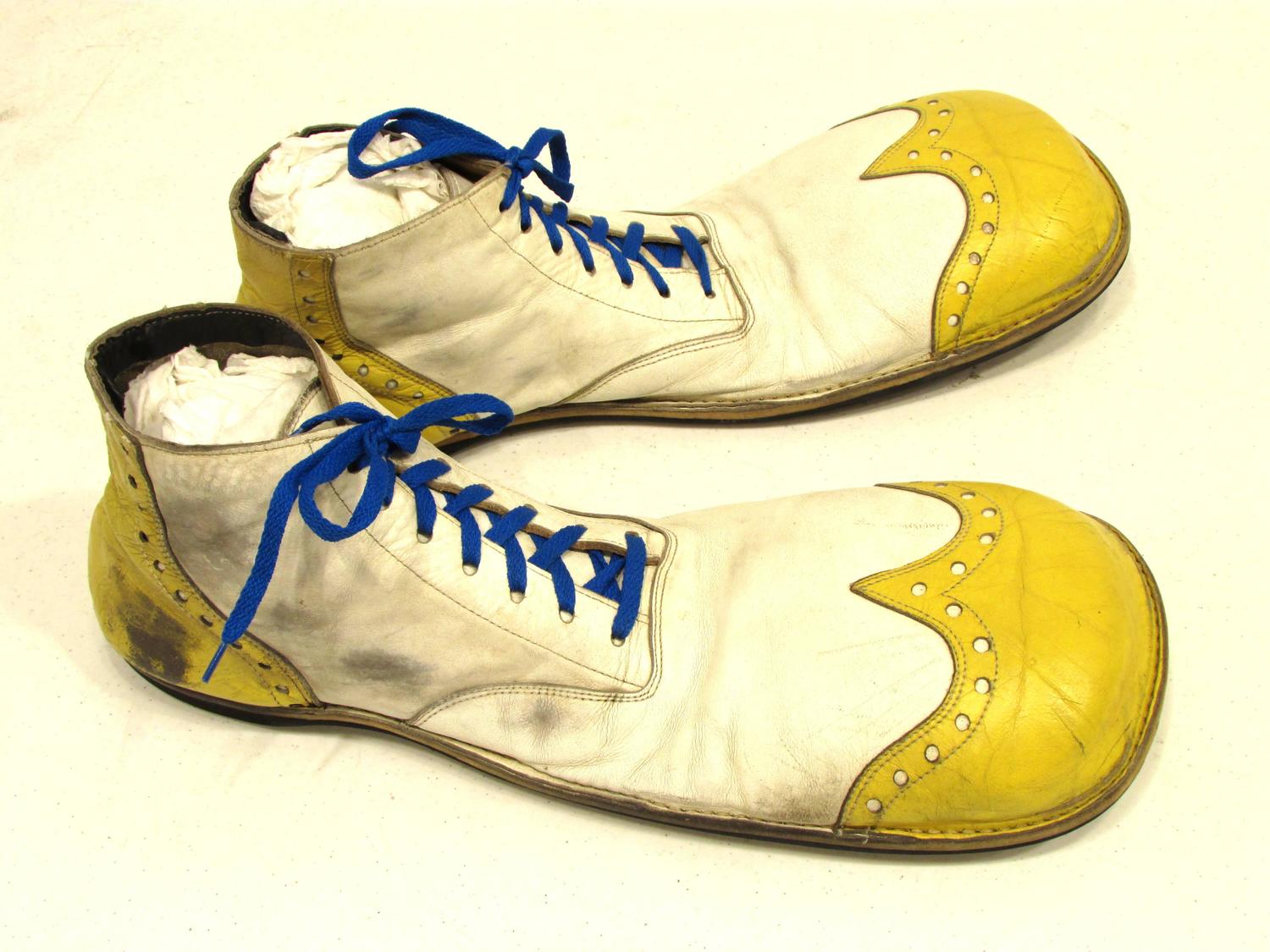 Vintage White and Yellow Clown Shoes For Sale at 1stdibs