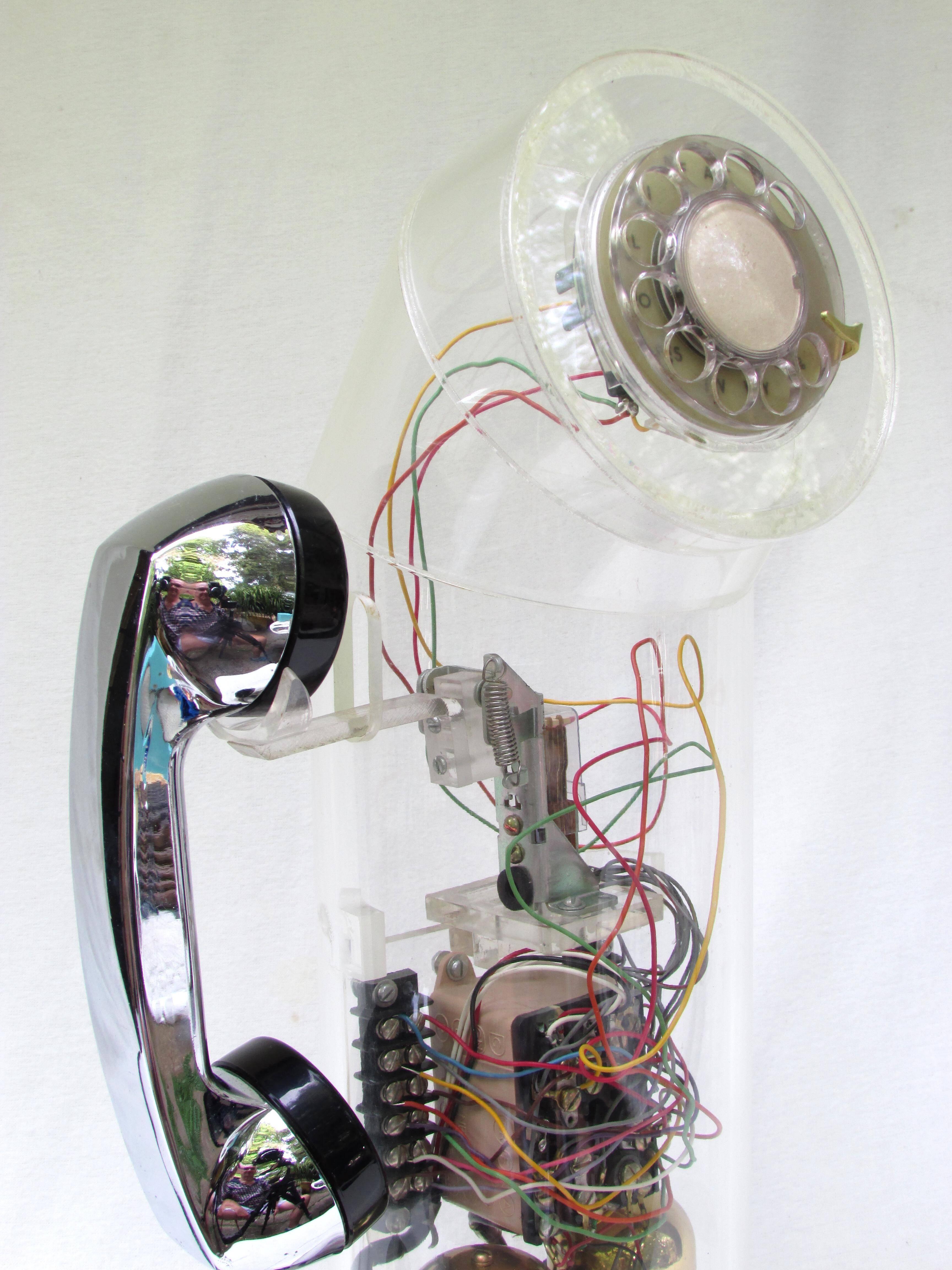 Lucite Tube Telephone In Excellent Condition In High Point, NC