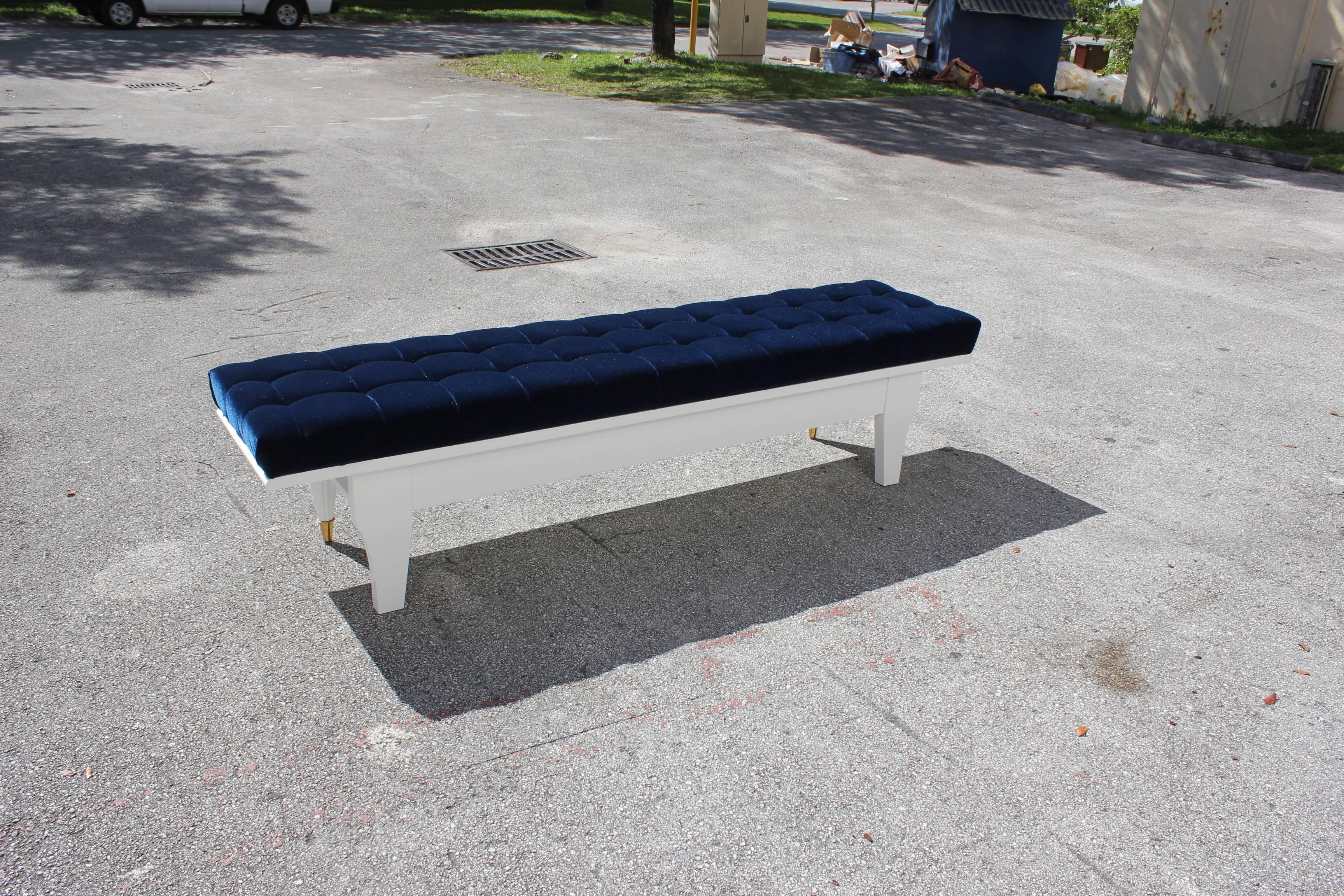 Long French Art Deco Snow White Lacquered Long Sitting Bench, circa 1940s 1