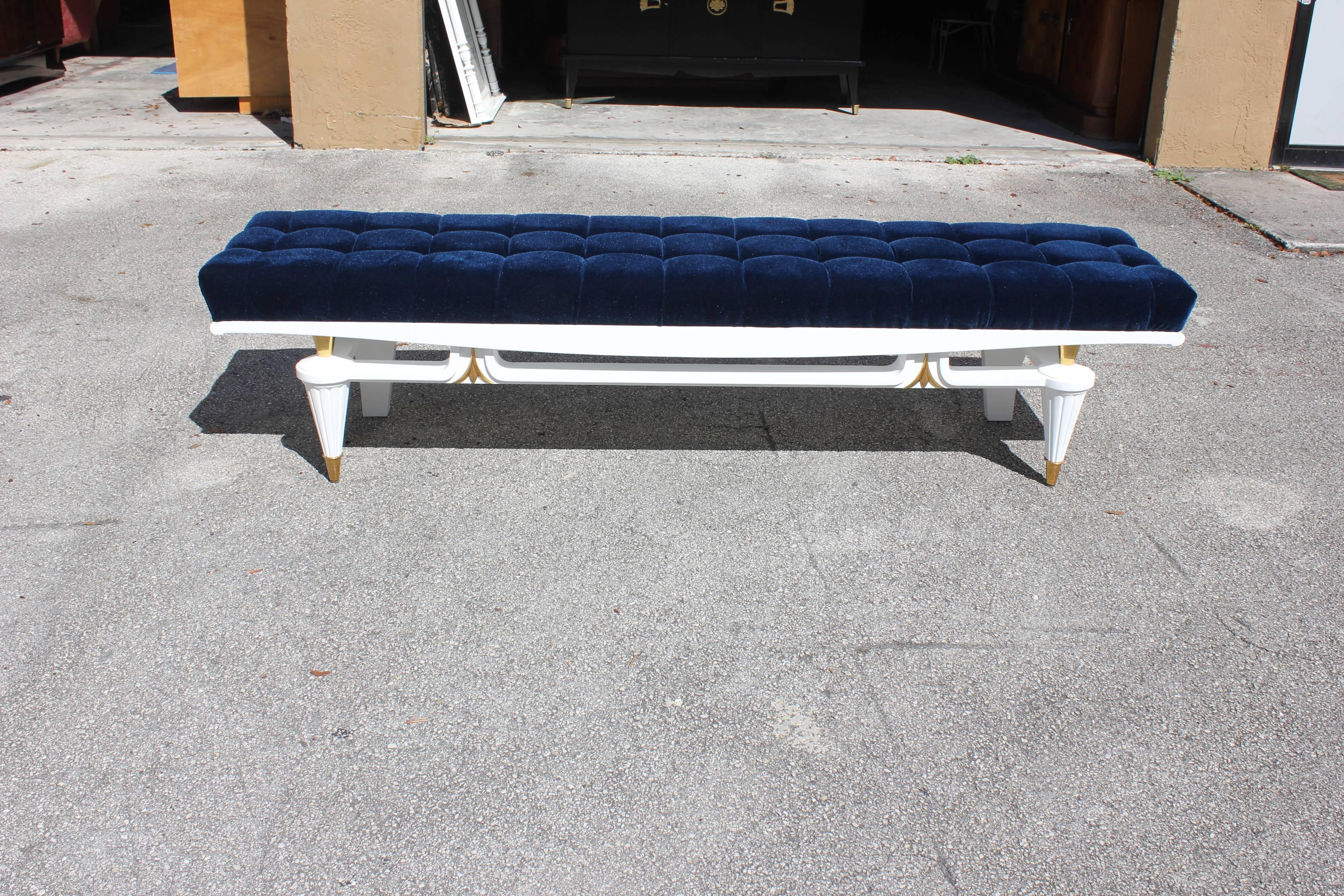 Long French Art Deco Snow White Lacquered Long Sitting Bench, circa 1940s 3