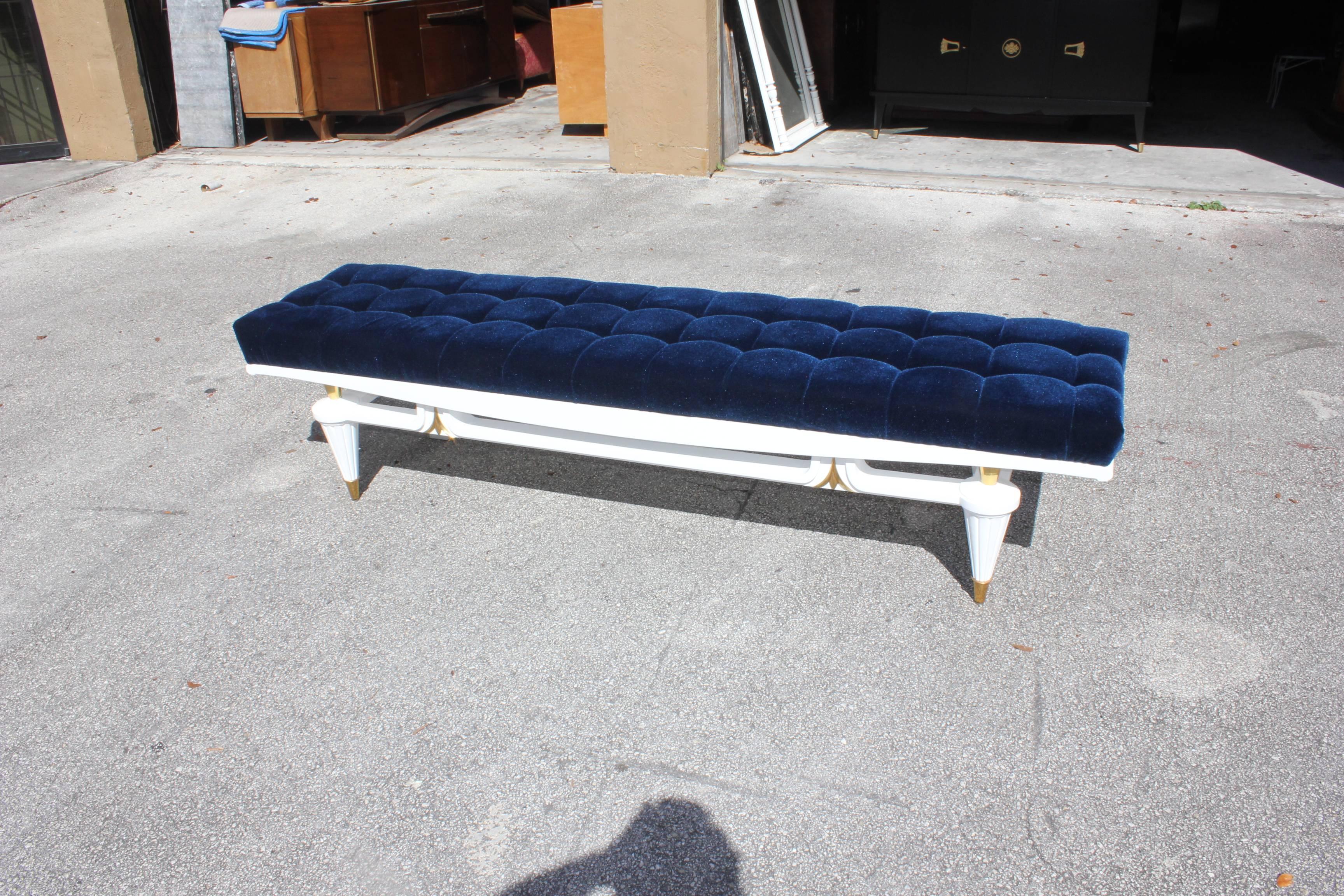 Long French Art Deco Snow White Lacquered Long Sitting Bench, circa 1940s 4