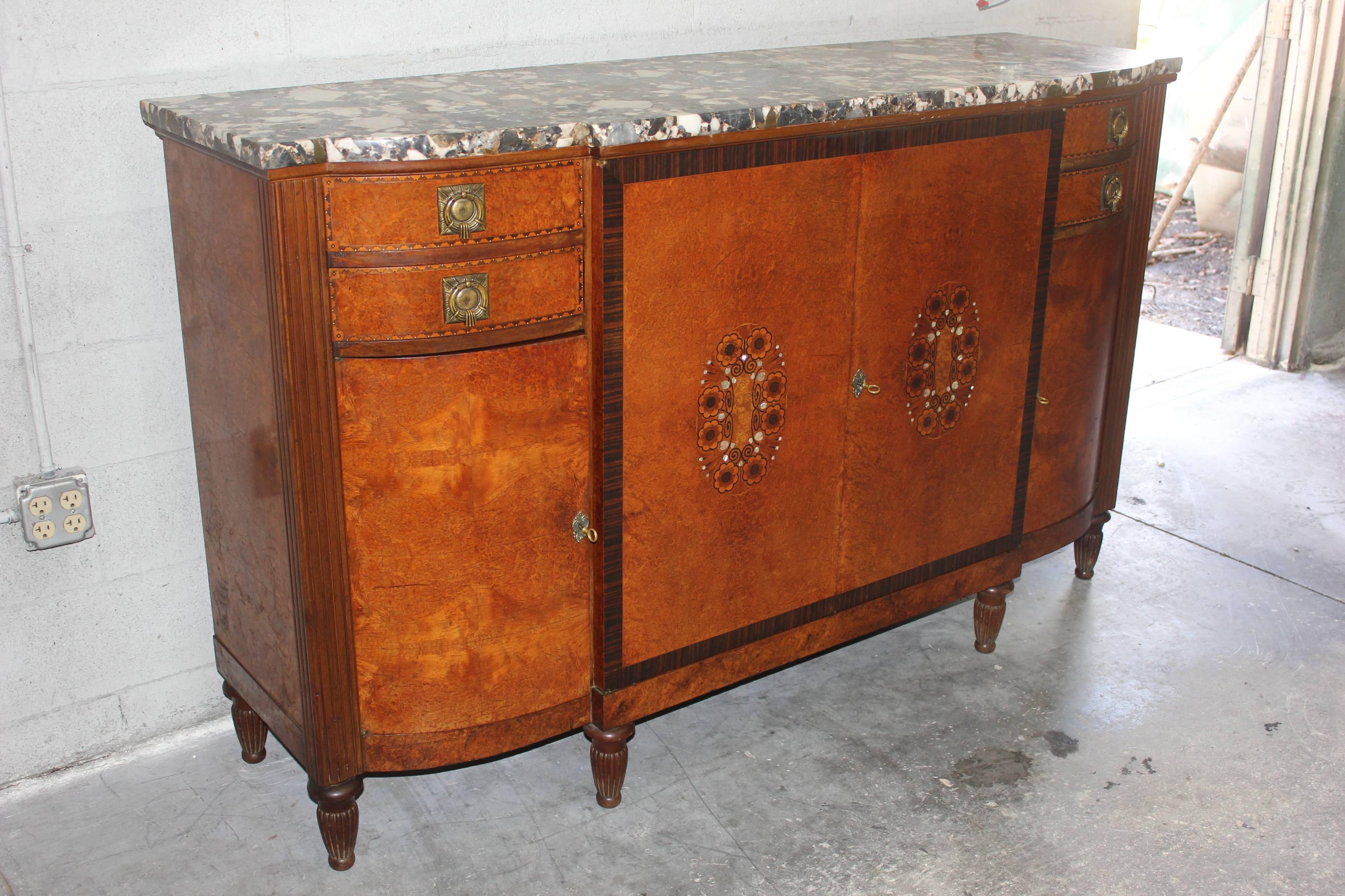 Unique French Art Deco Sideboard / Buffet Burl Amboyna with Macassar Ebony . In Excellent Condition In Hialeah, FL