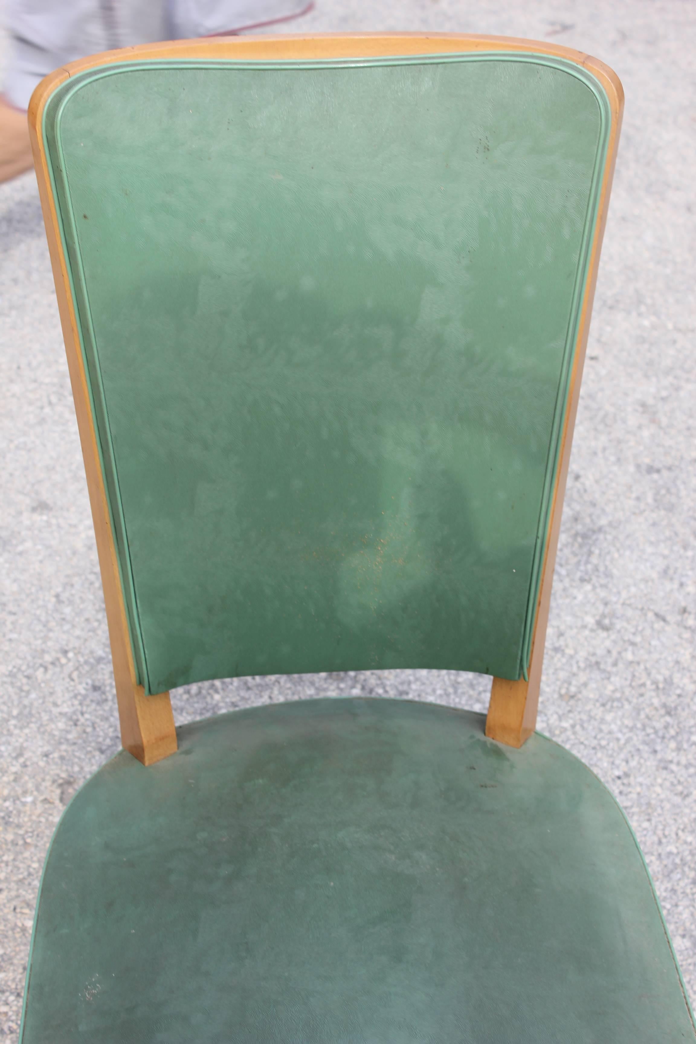 Set of Six French Art Deco Walnut Dining Chairs, circa 1940s In Good Condition In Hialeah, FL