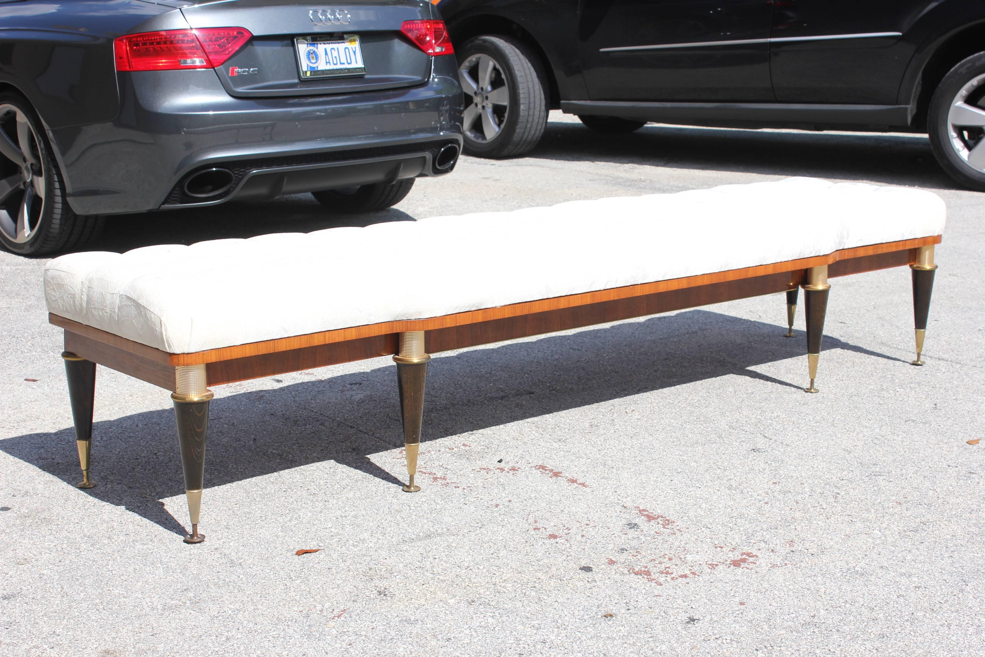 French Art Deco Exotic Walnut Long Sitting Bench, circa 1940s In Excellent Condition In Hialeah, FL