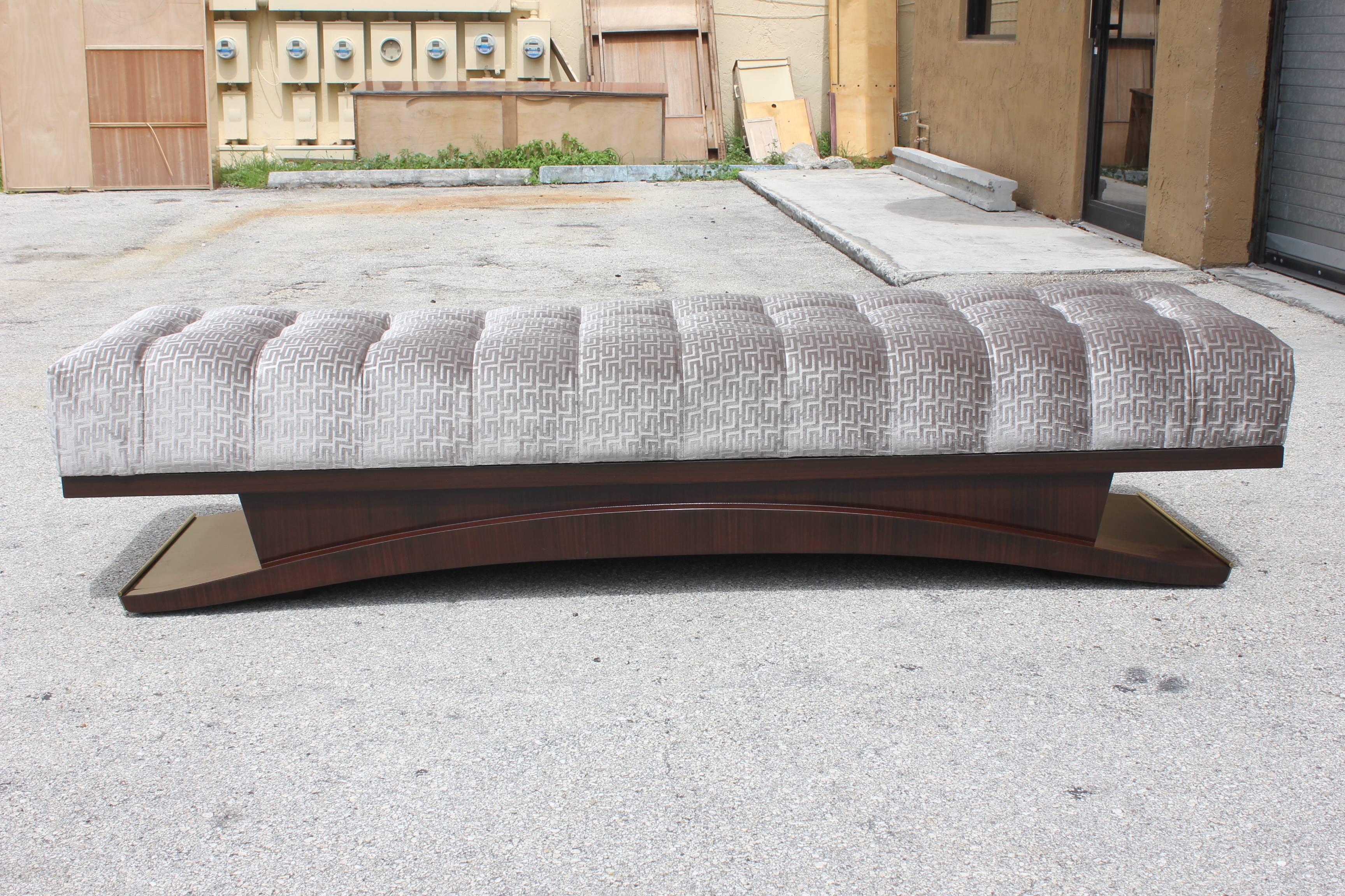 Grand French Art Deco Exotic Macassar Ebony Sitting Bench, circa 1940s In Excellent Condition In Hialeah, FL