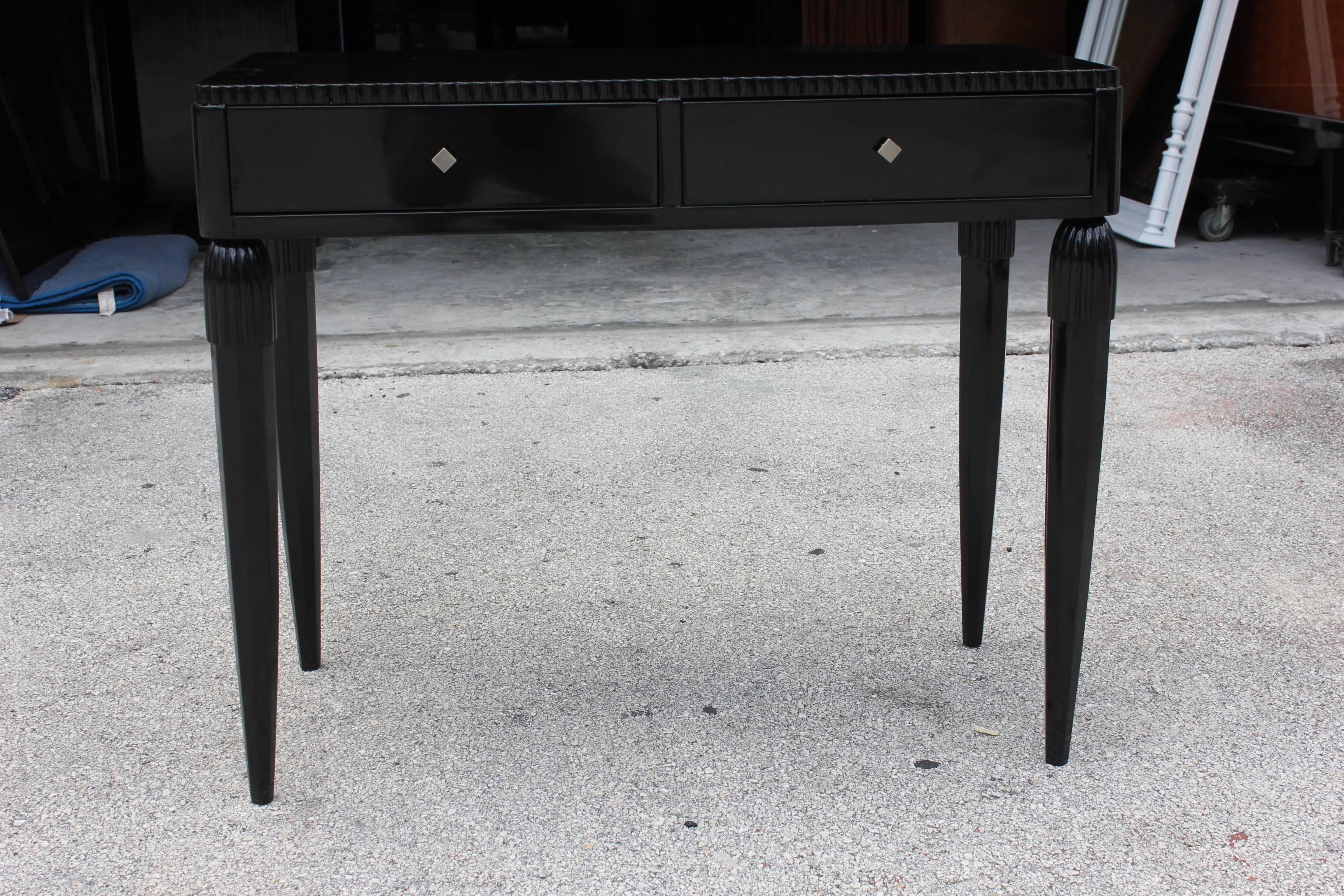 Mid-20th Century French Art Deco Black Lacquered Console Table with Two Drawers, circa 1940s