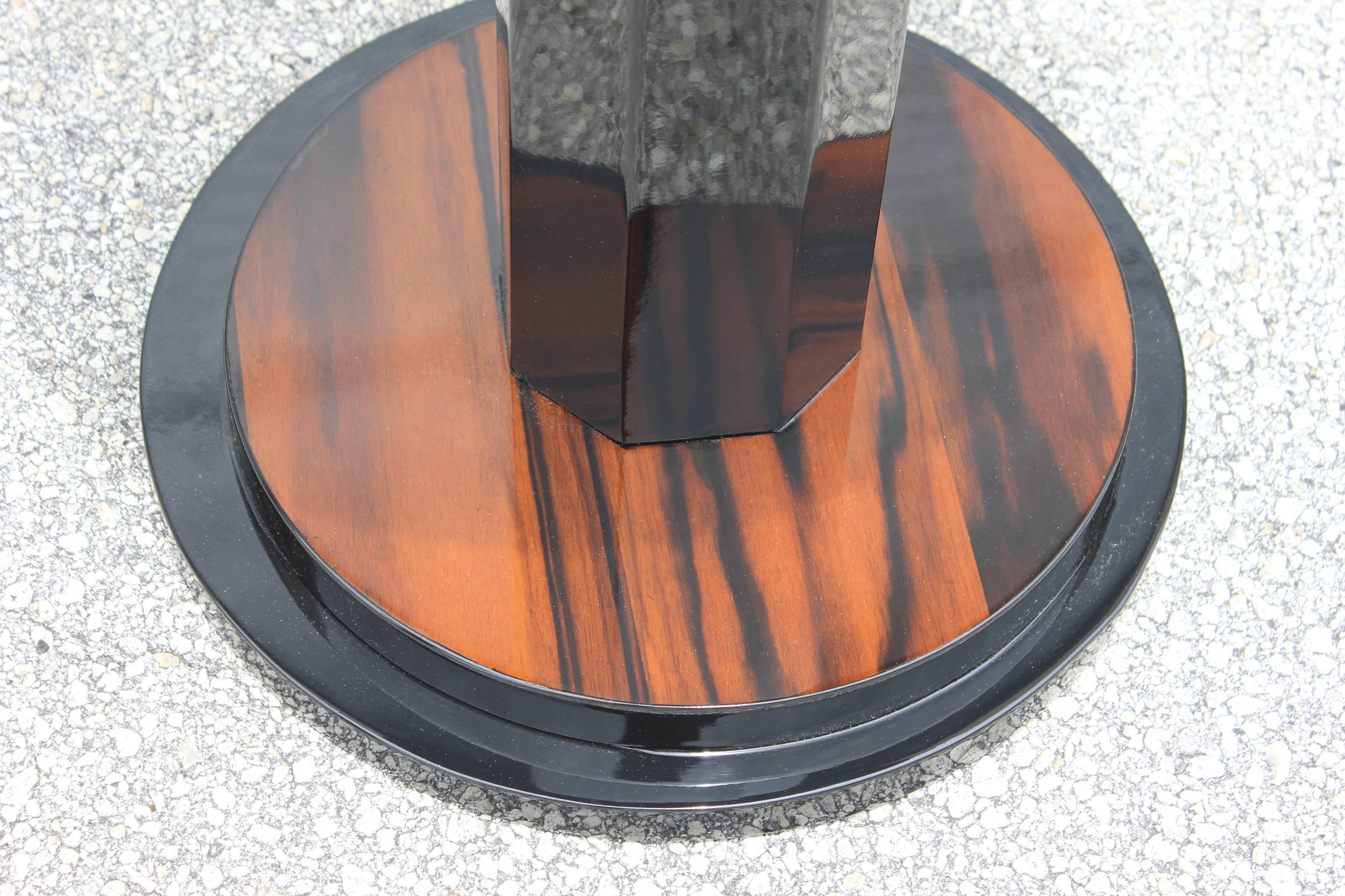 Pair of French Art Deco Exotic Macassar Ebony End Tables, circa 1940s 3