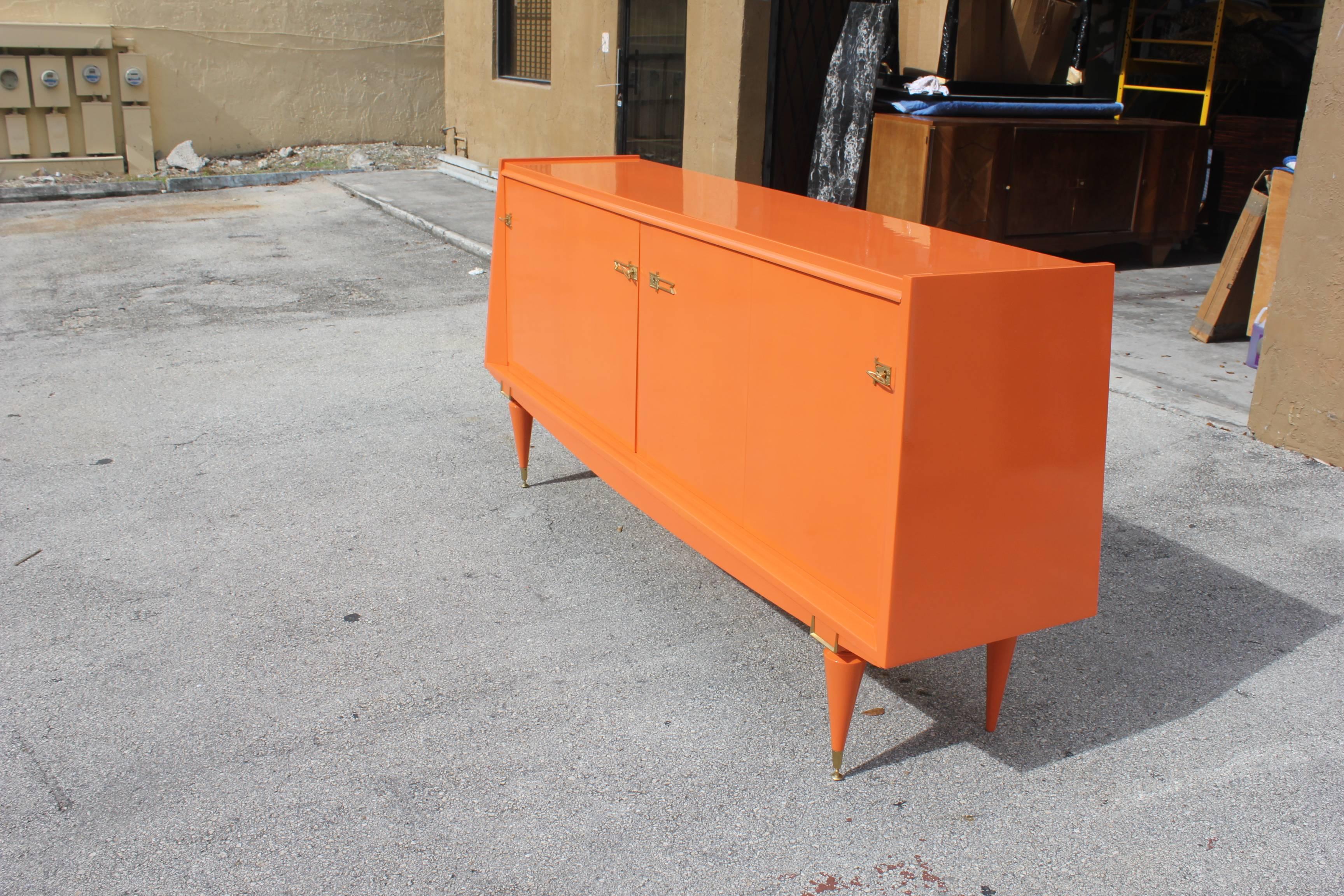 Pyramid Style Art Deco Art Modern Sideboard or Buffet 