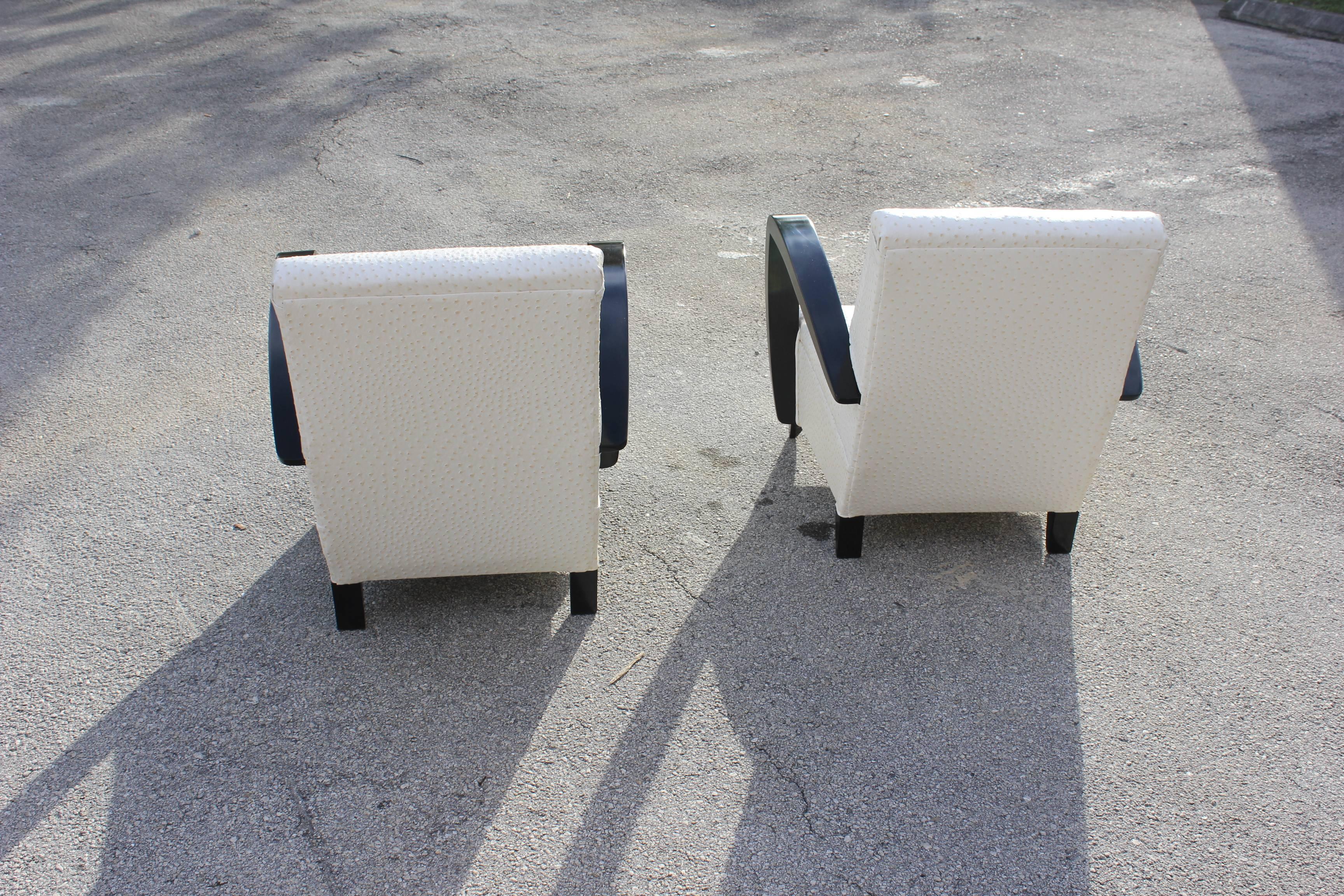 Mid-20th Century Elegant Pair of French Art Deco Armchairs or Club Chairs Attributed to Rene Prou