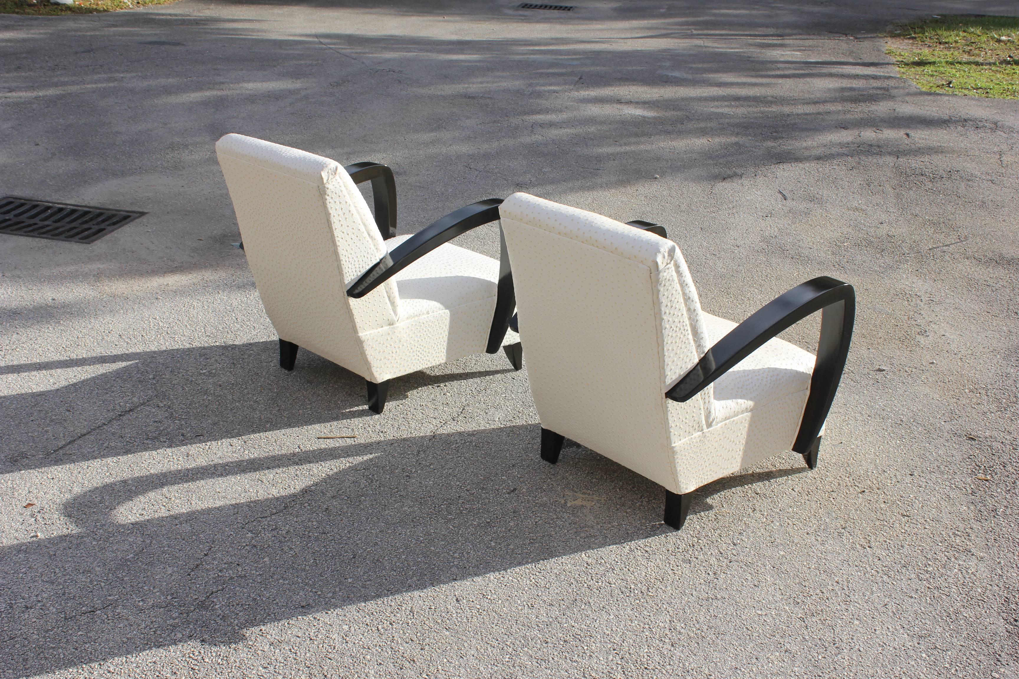 Elegant Pair of French Art Deco Armchairs or Club Chairs Attributed to Rene Prou 3
