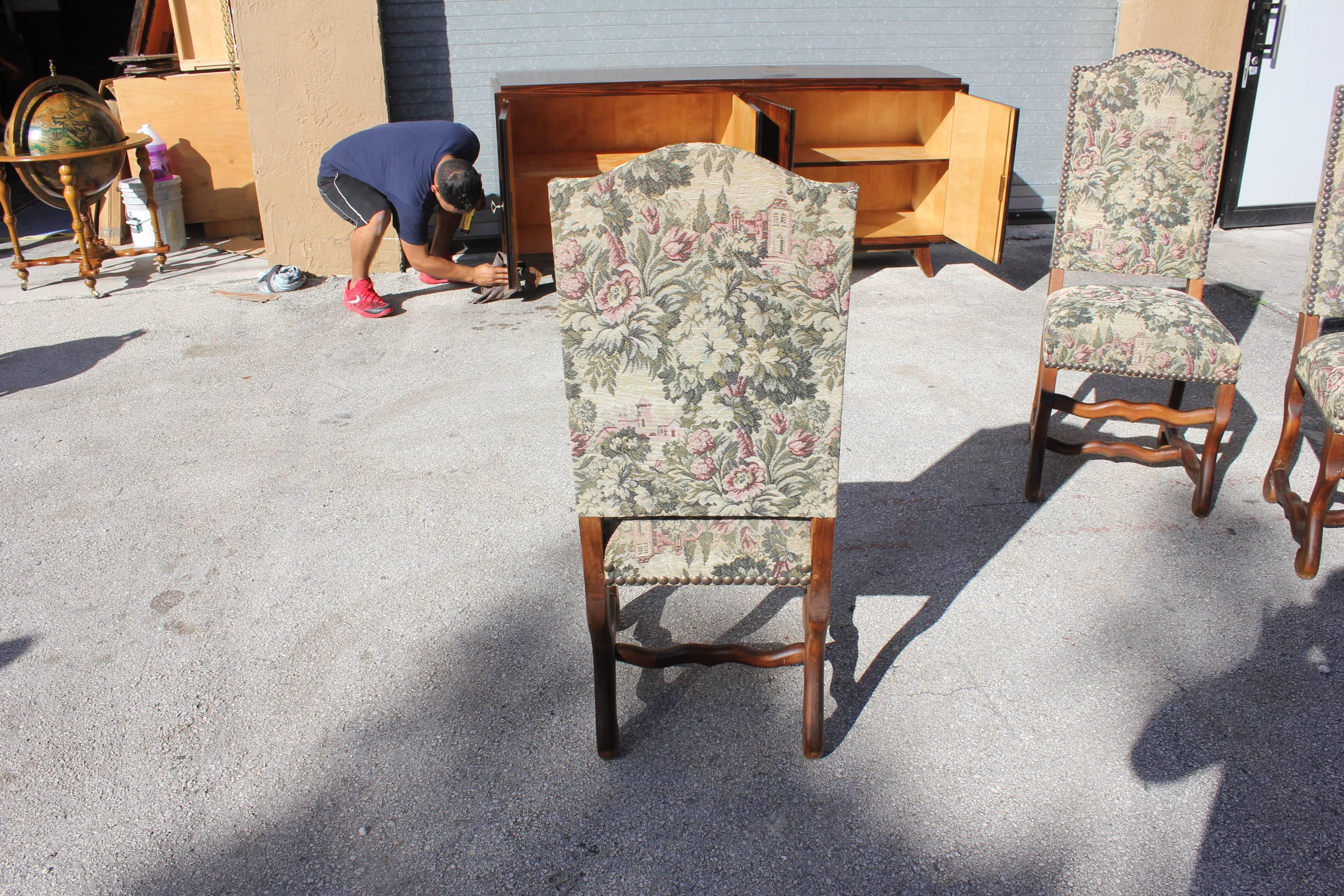 Late 19th Century Beautiful Set of Six Louis XIII Style Os De Mouton Dining Chairs, circa 1880