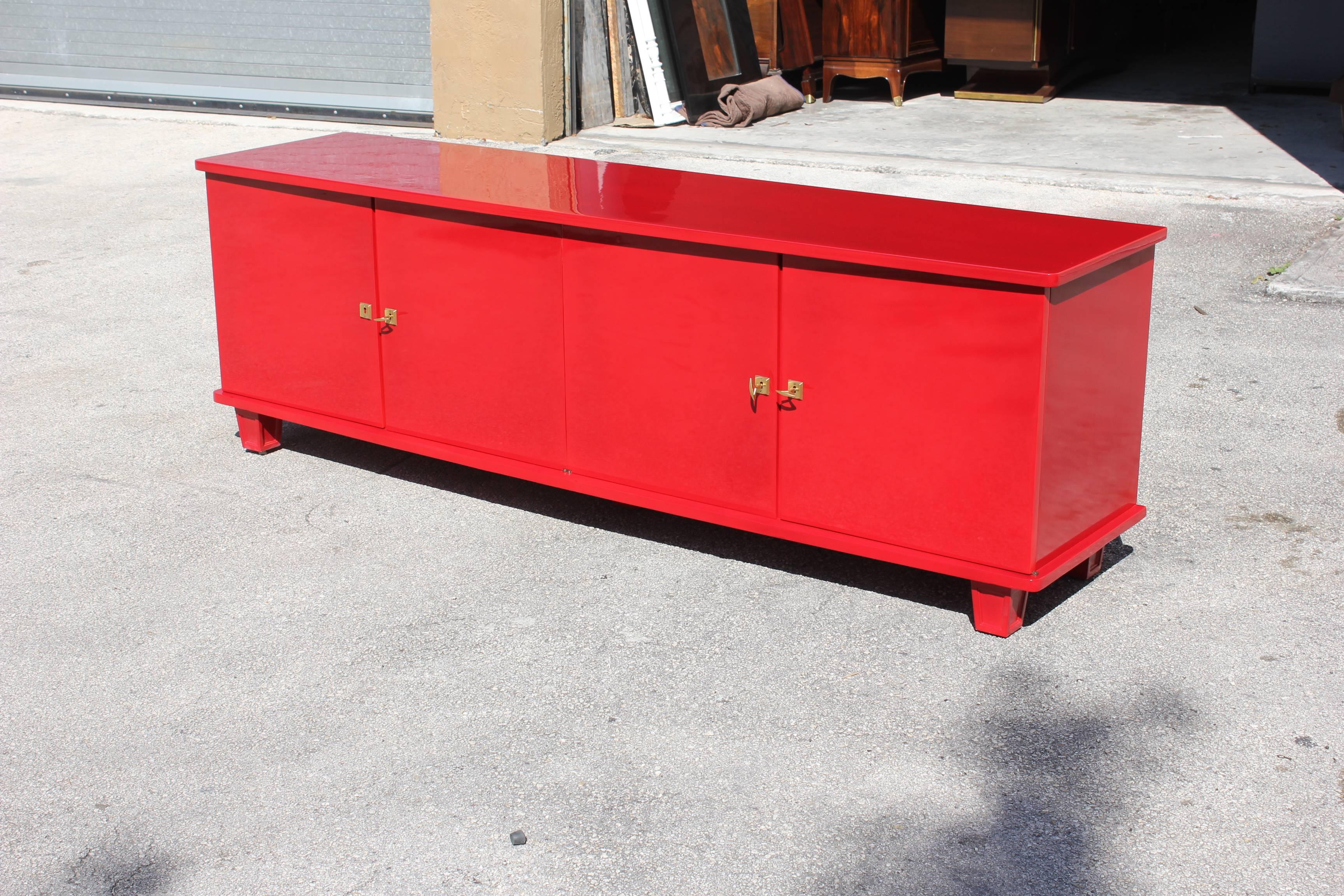 Mid-20th Century Unique French Art Deco Sideboard or Buffet Red Cherry Lacquered, circa 1940