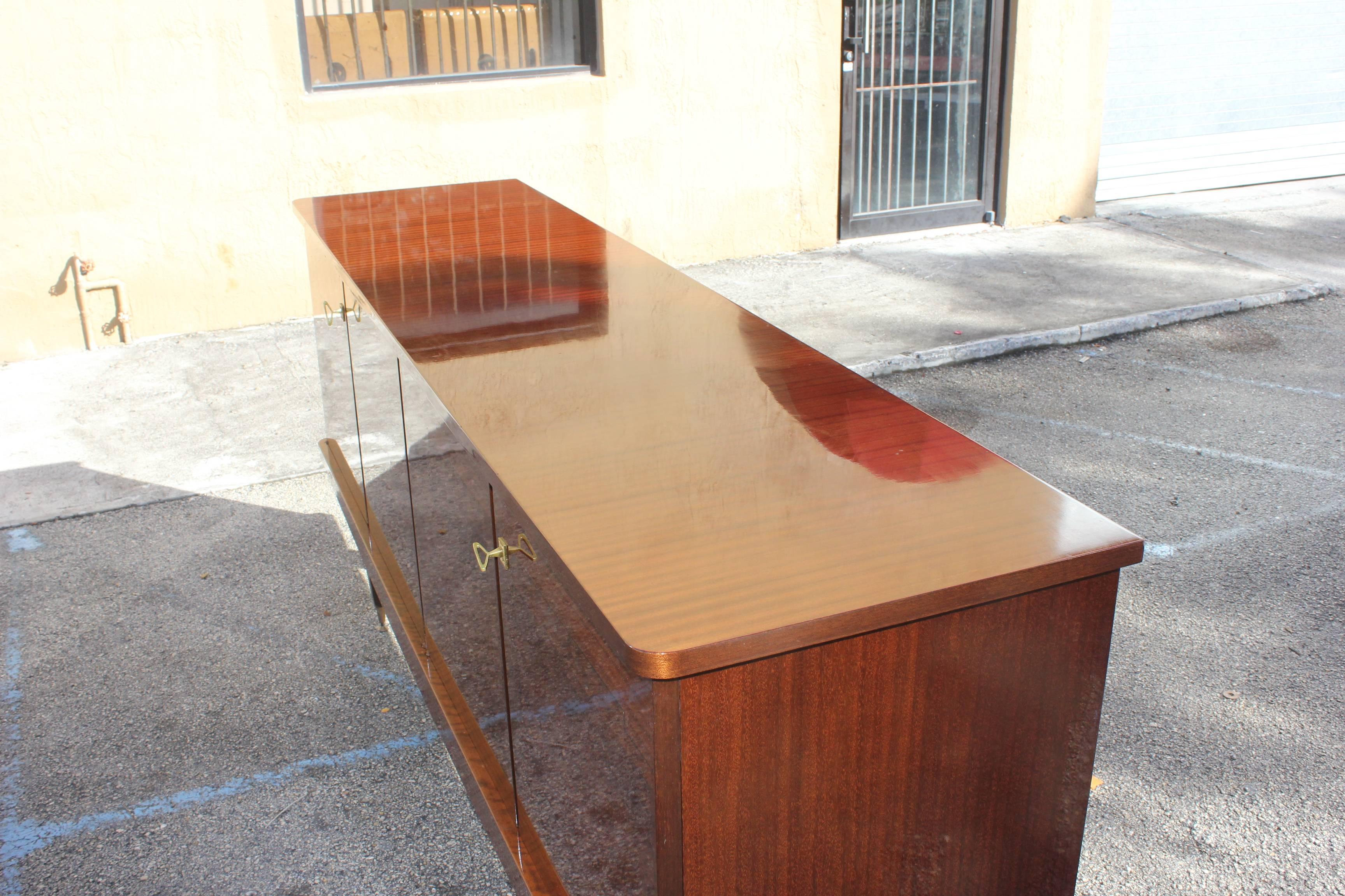 French Art Deco Sideboard or Buffet or Bar Exotic Mahogany, circa 1940s In Excellent Condition In Hialeah, FL