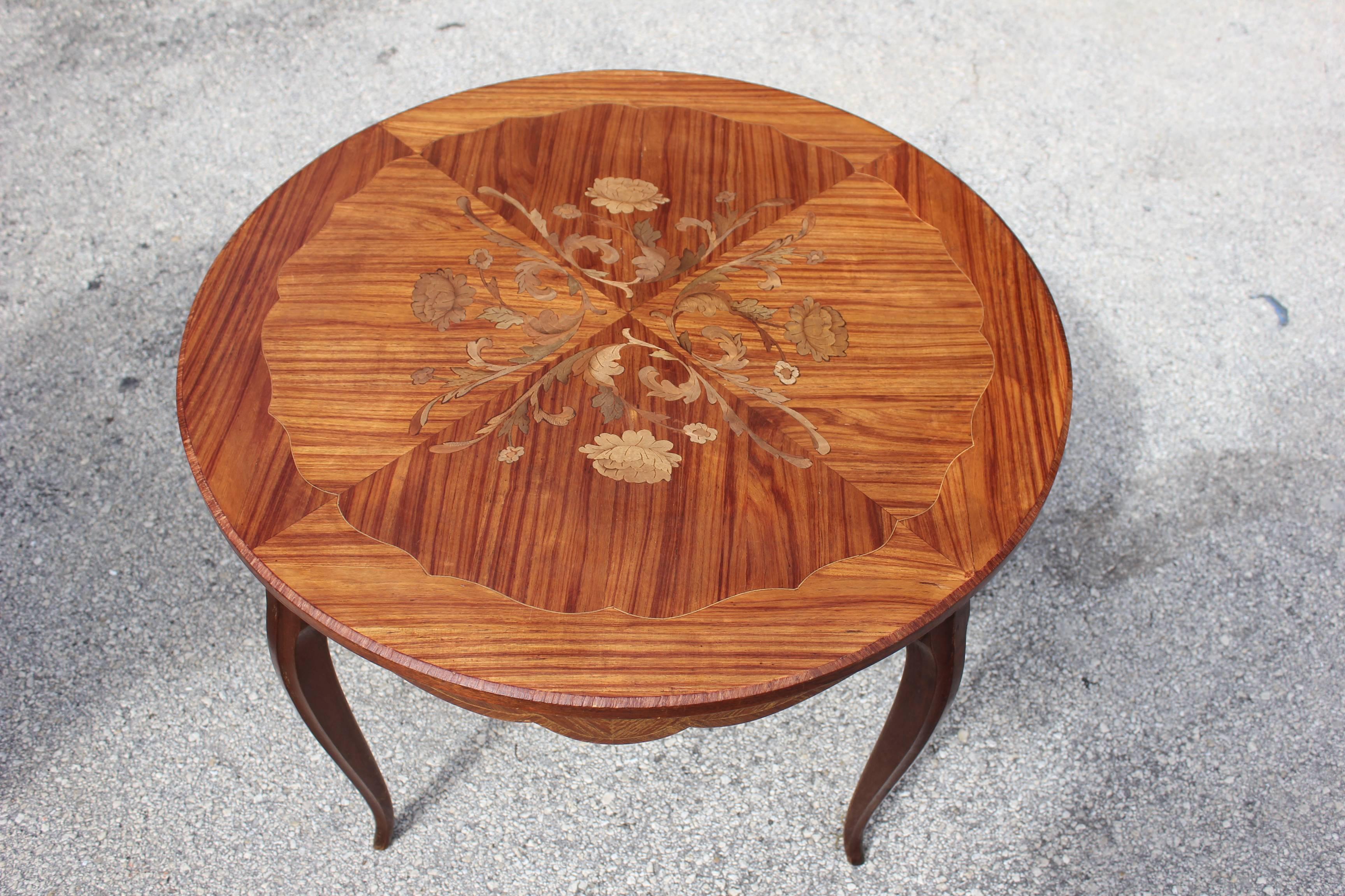 Fine French Art Deco Exotic Mahogany Accent or Gueridon Table, circa 1930 3