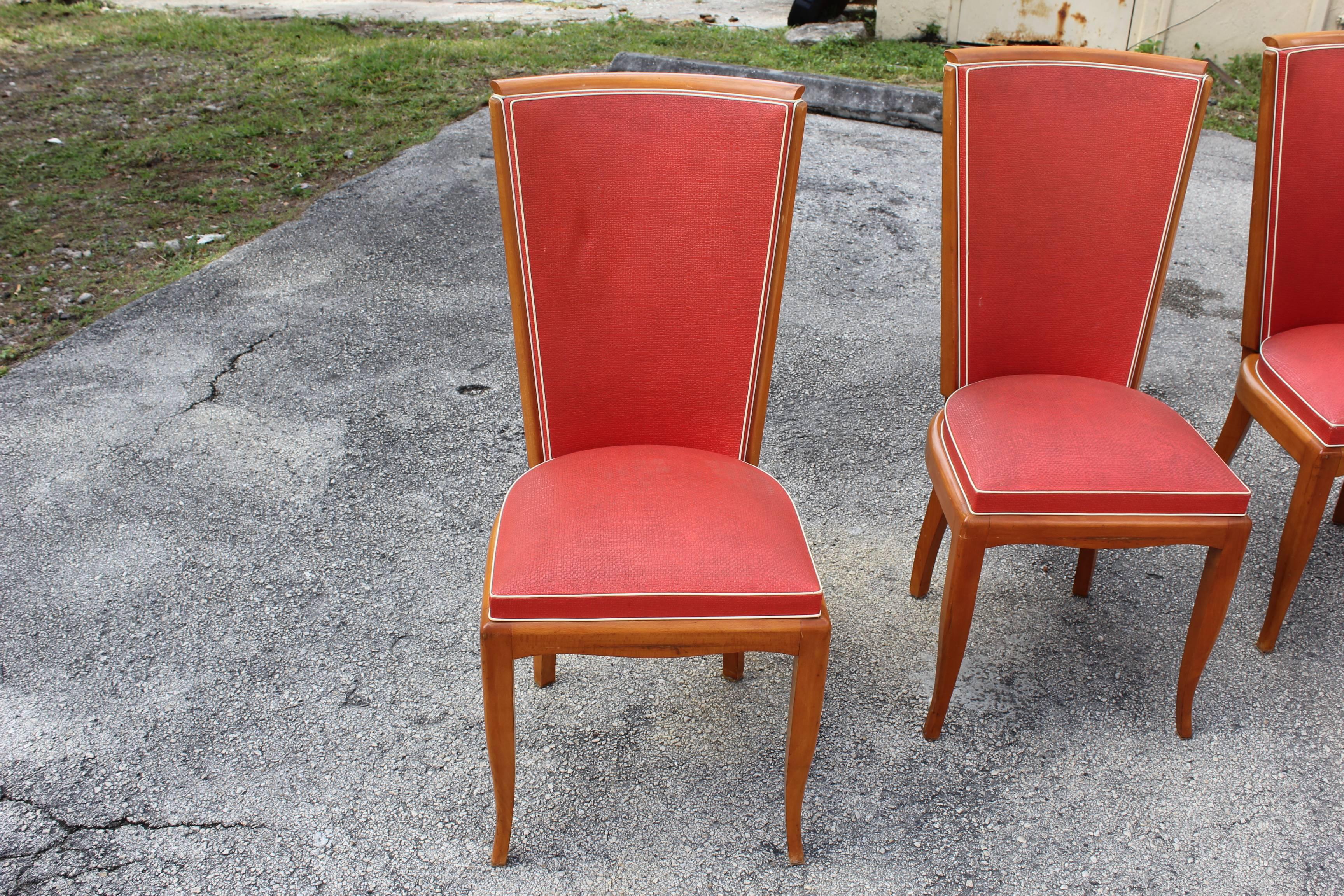 Suite of Six French Art Deco Dining Chairs Mahogany, circa 1940 In Excellent Condition In Hialeah, FL