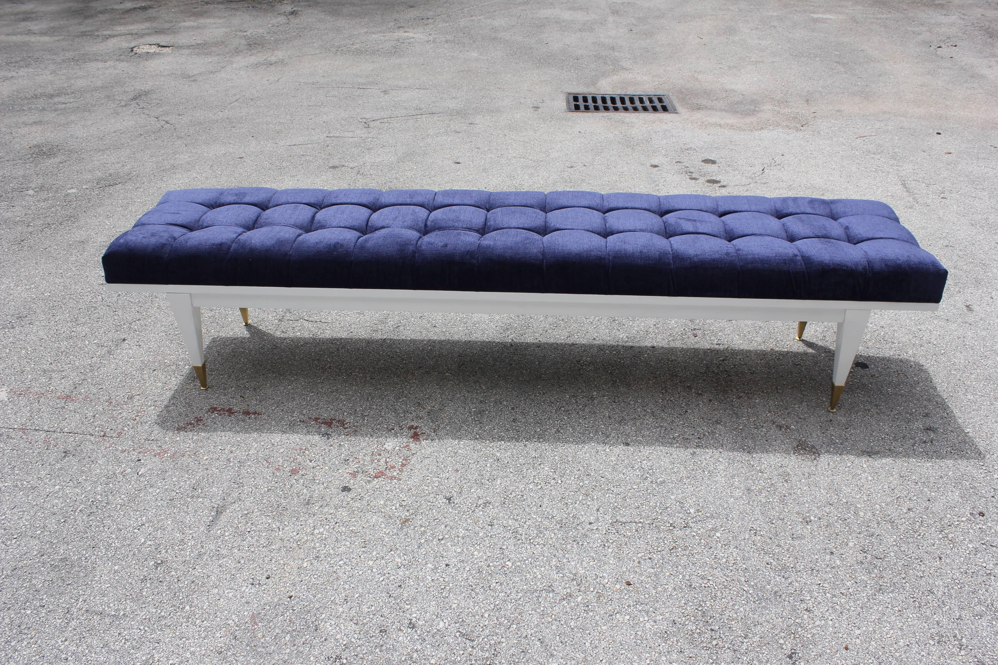 French Art Deco Snow White Lacquered Long Sitting Bench, circa 1940s 5