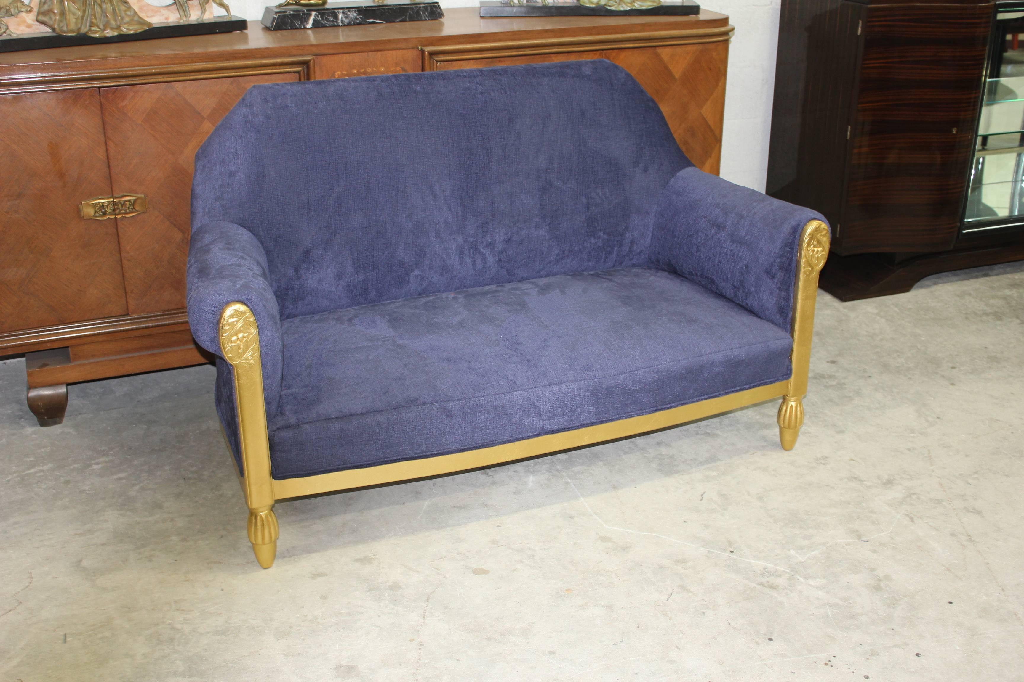 Exceptional French Art Deco Settee Giltwood by Paul Follot, circa 1920s In Excellent Condition For Sale In Hialeah, FL