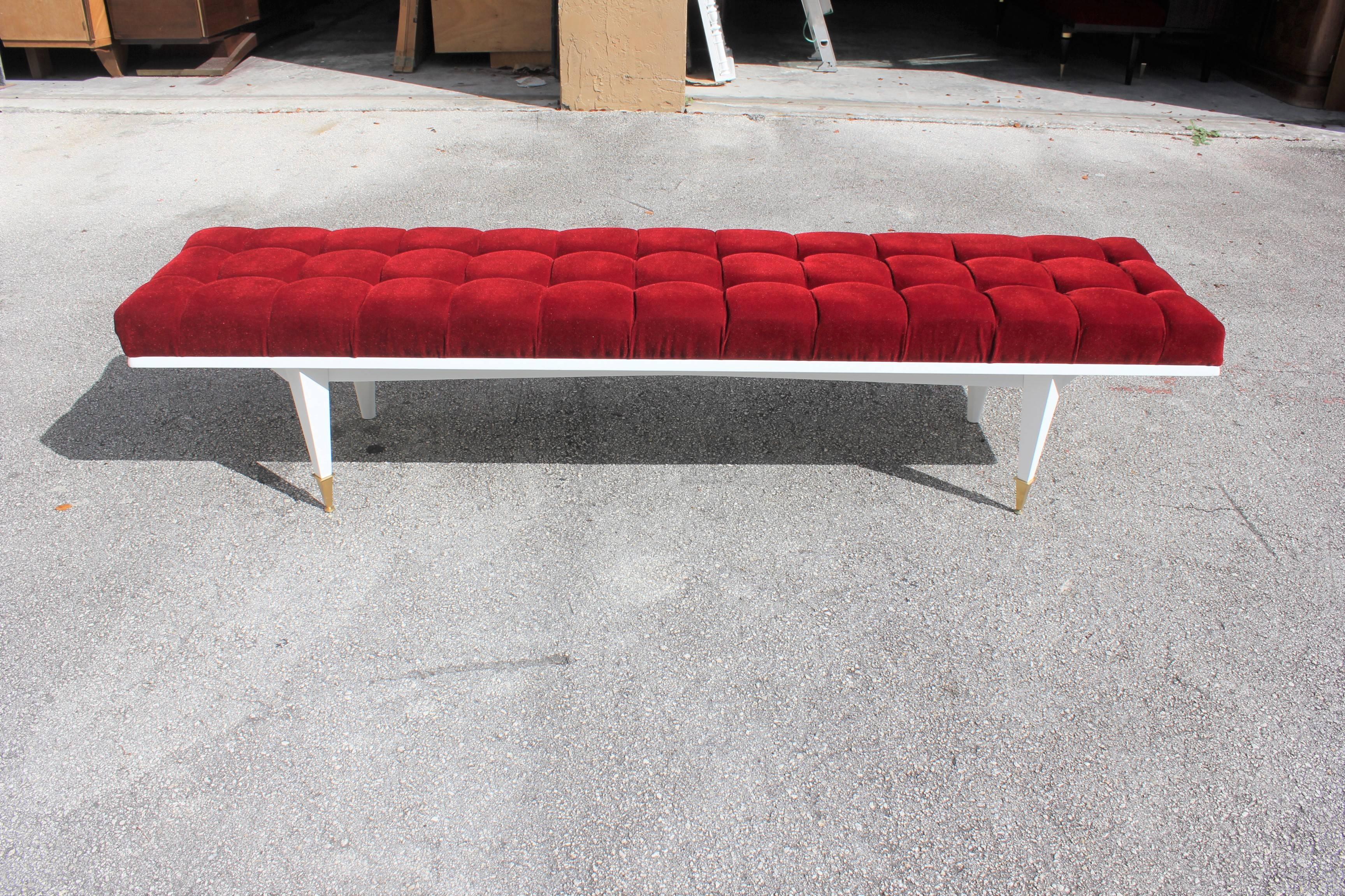 French Art Deco Snow White Lacquered Long Sitting Bench, circa 1940s For Sale 2