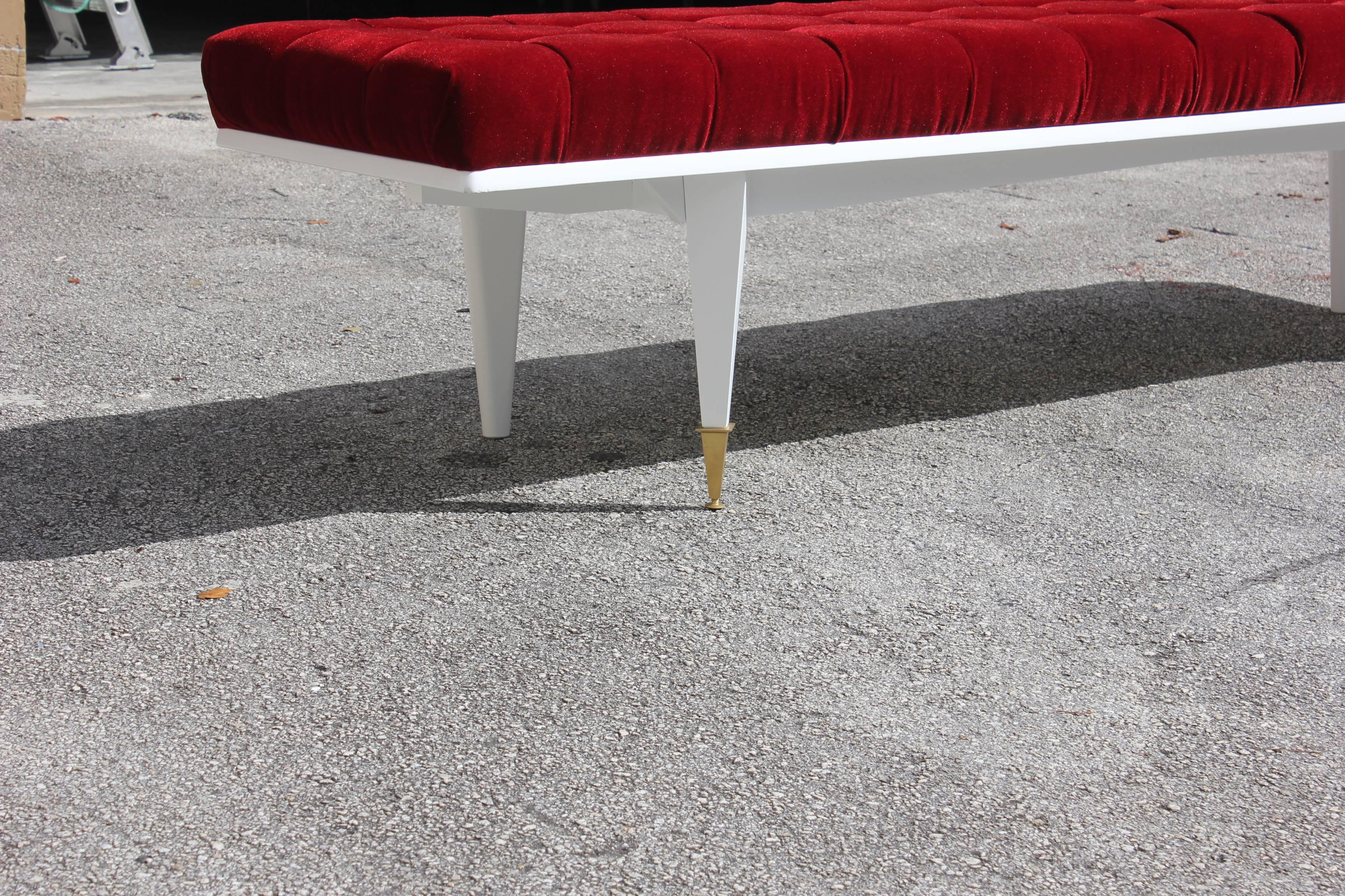 French Art Deco Snow White Lacquered Long Sitting Bench, circa 1940s For Sale 3