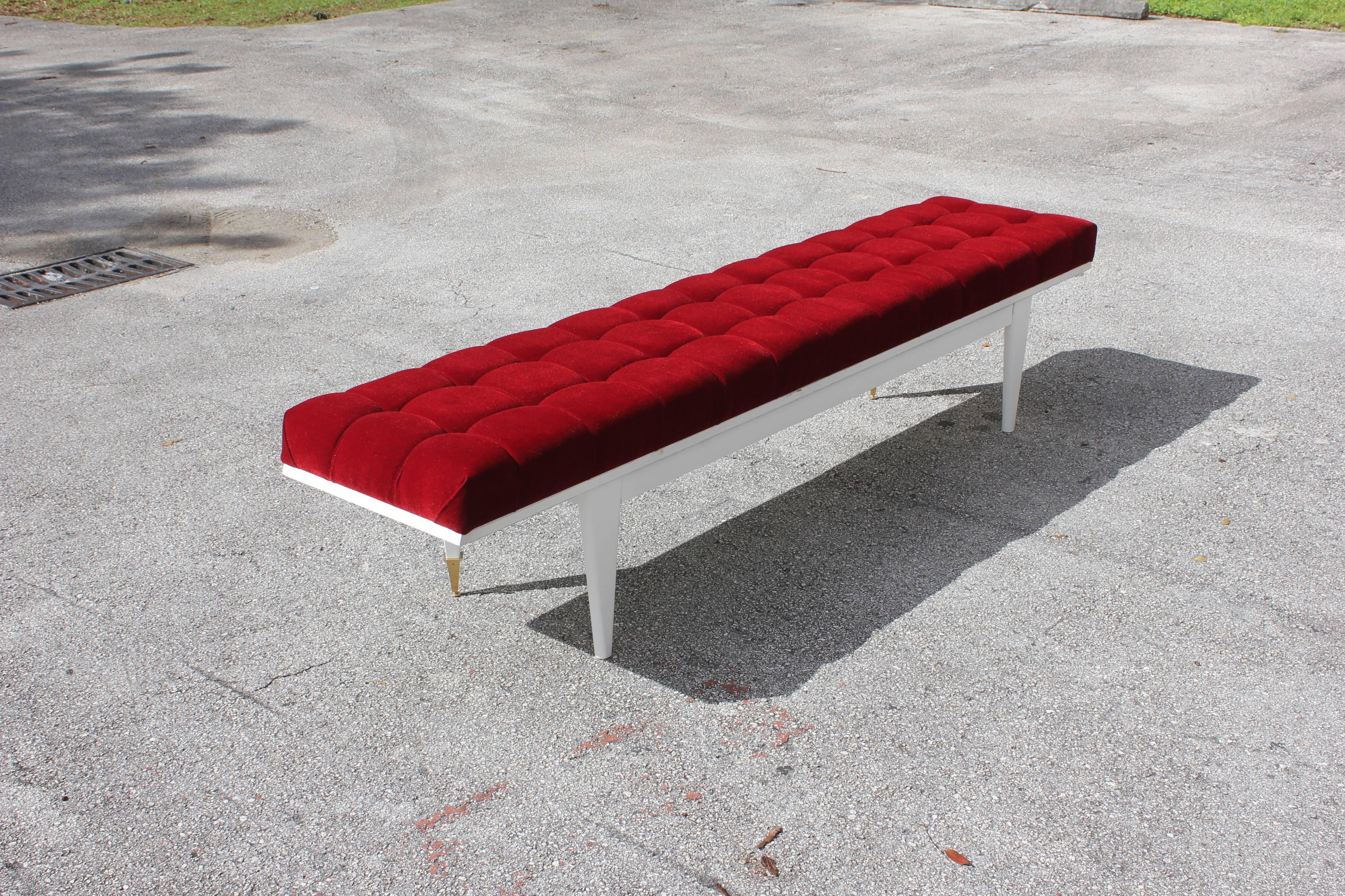 French Art Deco Snow White Lacquered Long Sitting Bench, circa 1940s For Sale 4