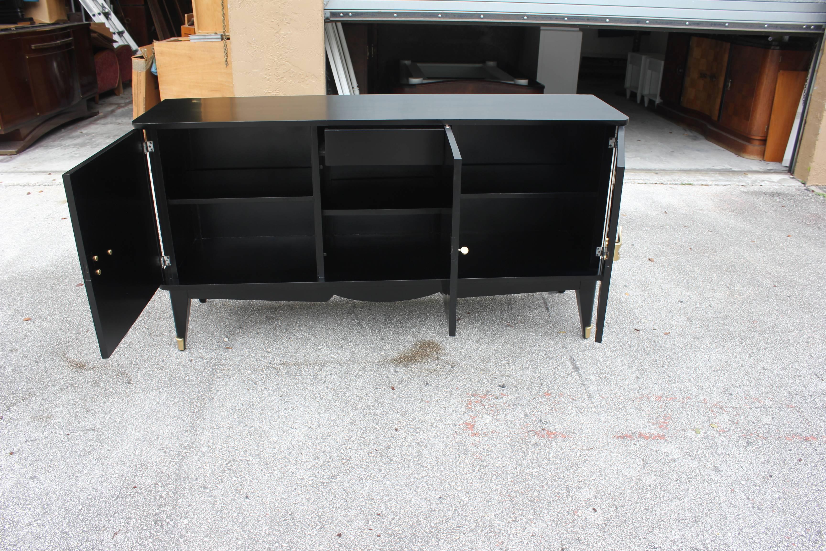 Beautiful French Art Deco Ebonized Sideboard or Buffet, 1940s 1