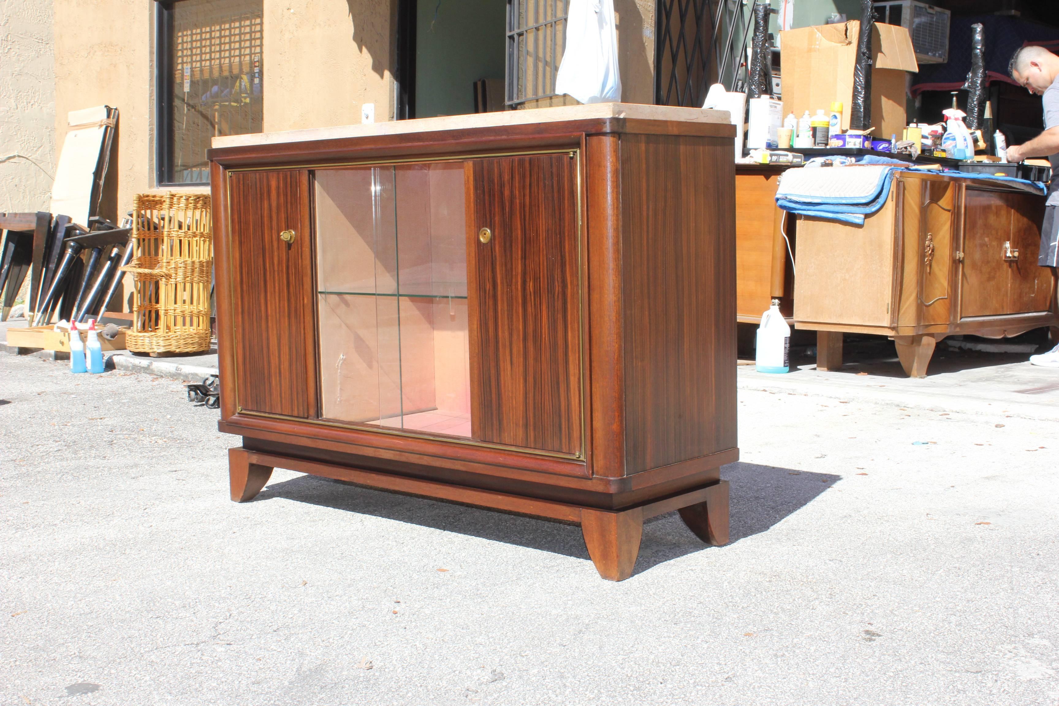 Fine French Art Deco Macassar Ebony Sideboard by Maurice Rinck, circa 1940s In Excellent Condition For Sale In Hialeah, FL