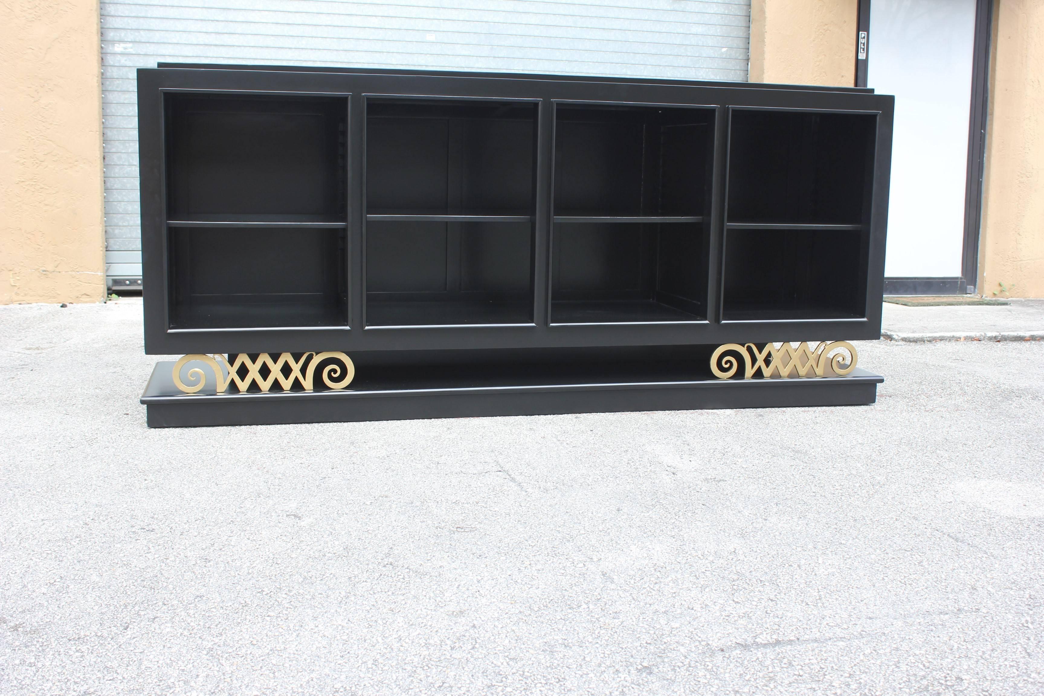  French Art Deco Ebonized ''Harlequin Leg'' Sideboard / Buffet Circa 1940s. 3