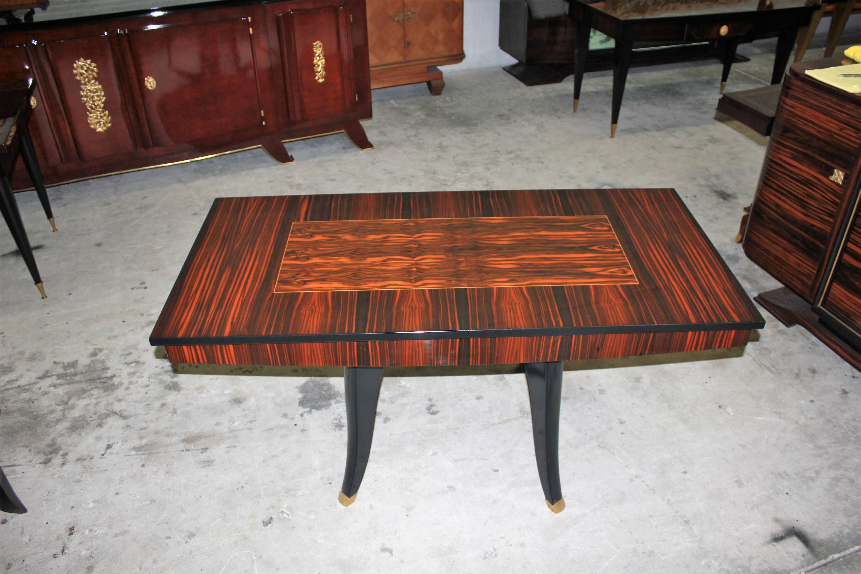 Monumental French Art Deco Macassar Centre Table or Dining Table, circa 1940s 1