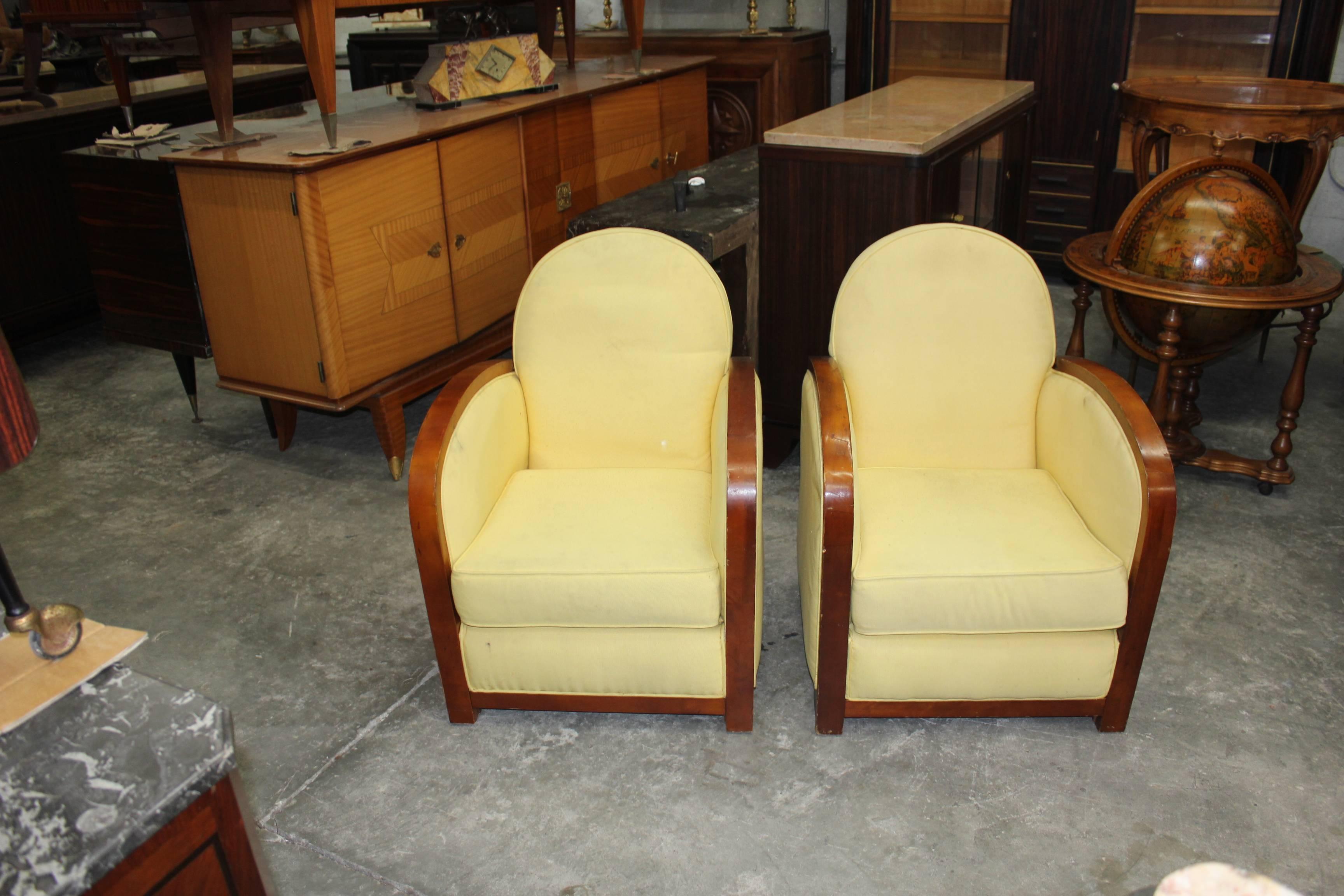 Mid-20th Century Fine Pair of French Art Deco Speed Armchairs or Club Chairs, circa 1940s