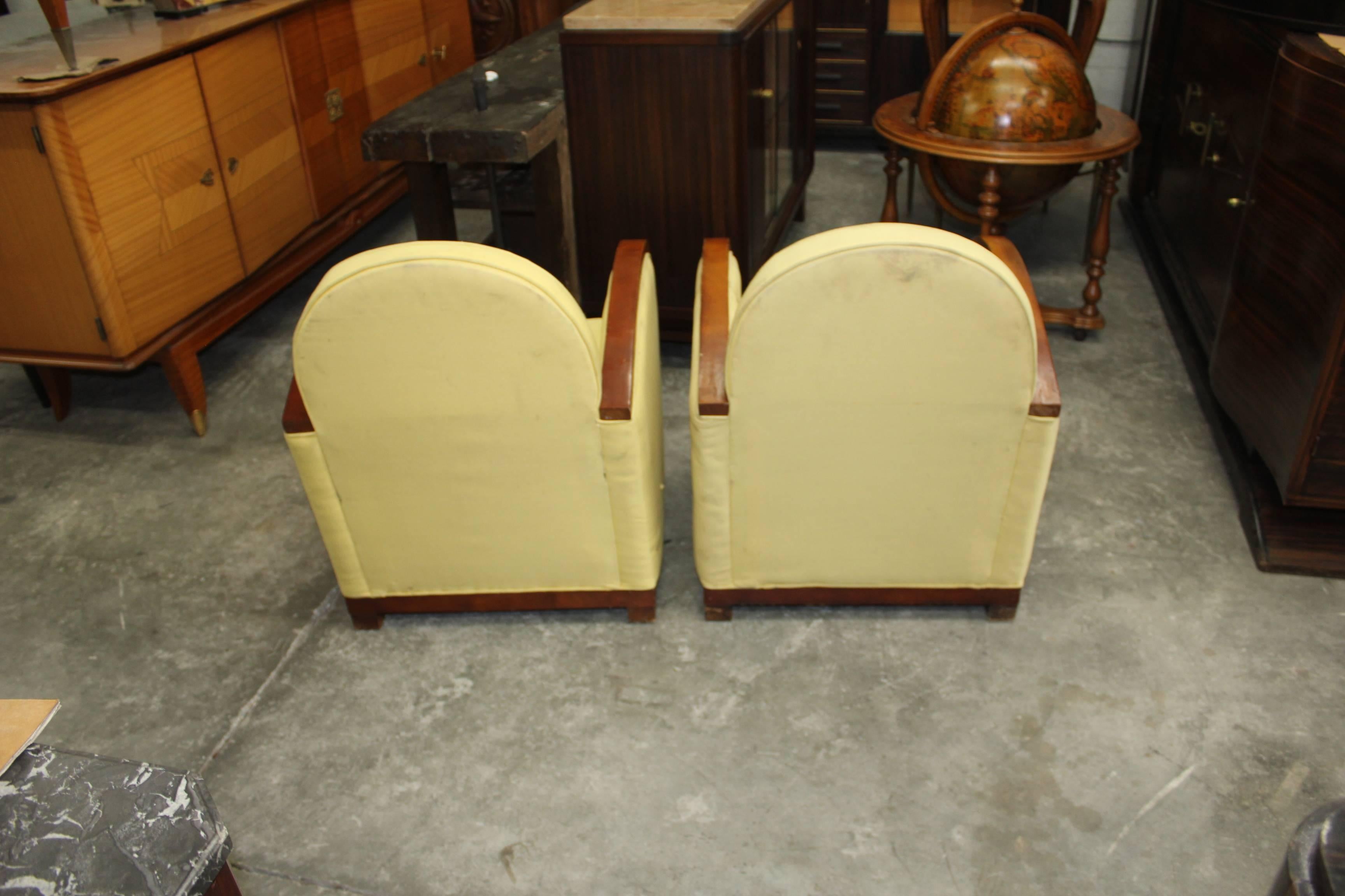 Fine Pair of French Art Deco Speed Armchairs or Club Chairs, circa 1940s 2