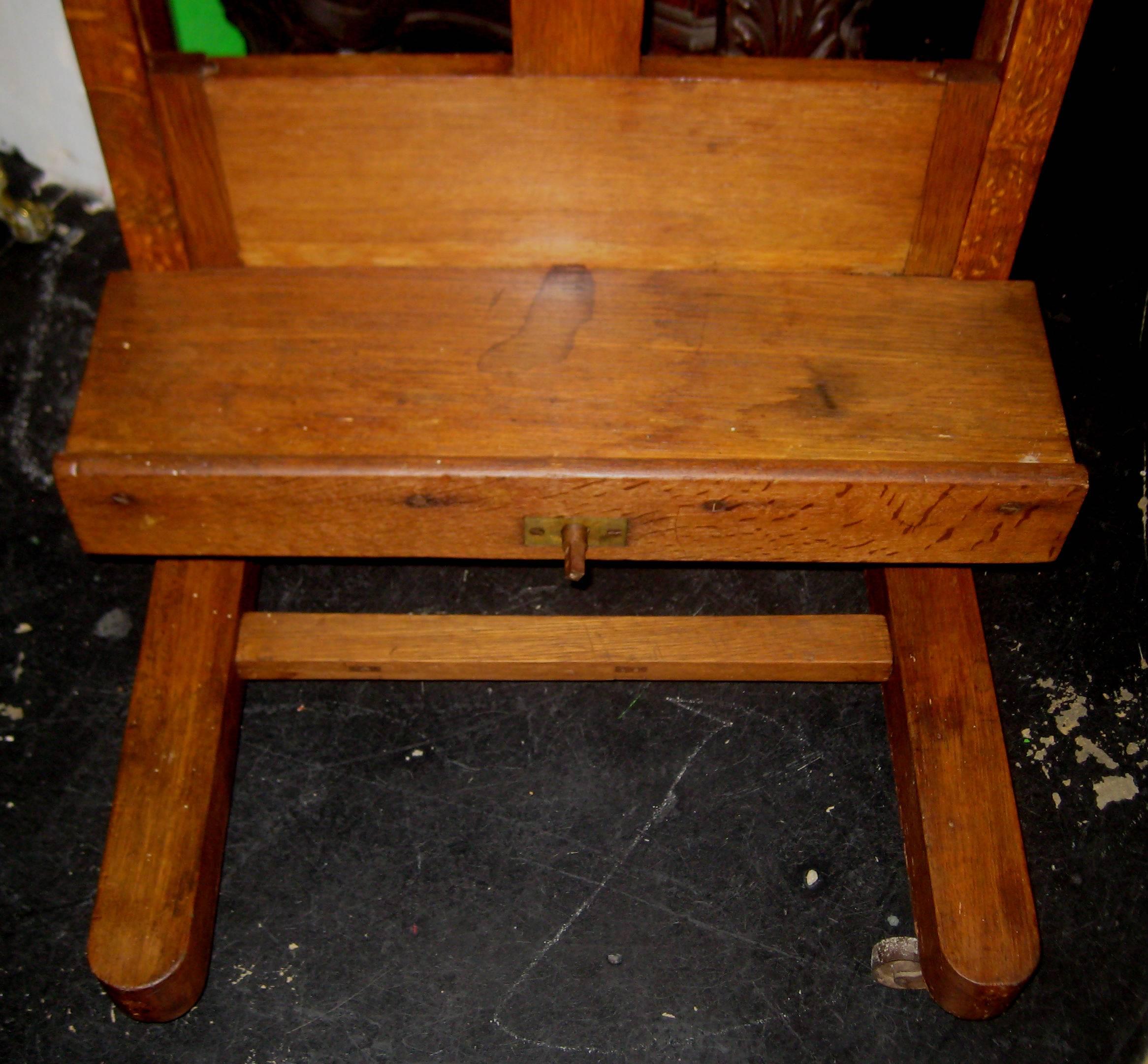 Arts & Crafts 'Mission' Oak Adjustable Artist Studio Easel In Good Condition In Miami, FL