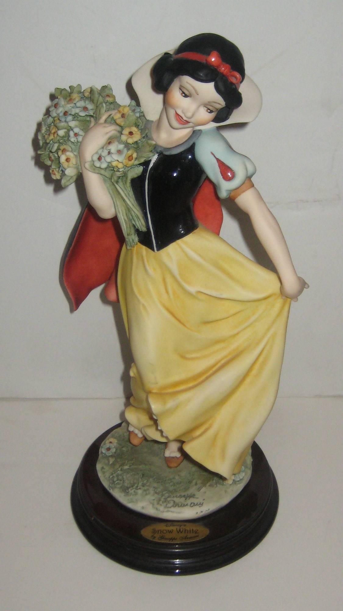 italien Collection de quatre figurines de personnages de Giuseppe Armani Disney