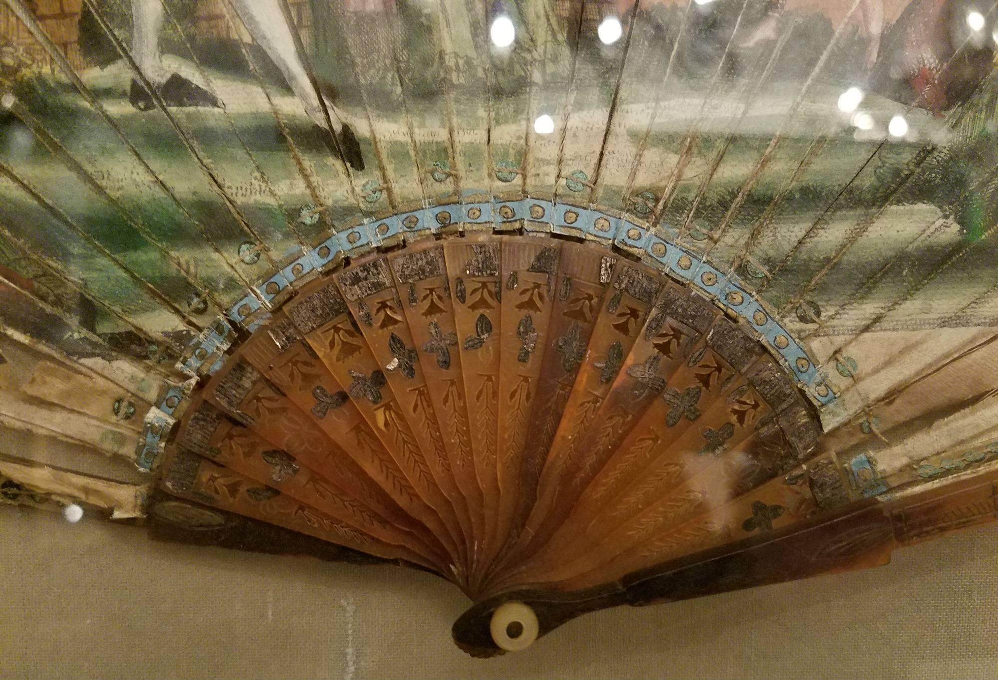 Louis XV 19th Century French Hand-Painted Fan