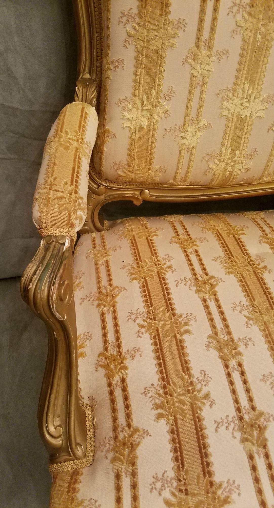 French 19th Century Louis XV Caved and Gilded Canape For Sale