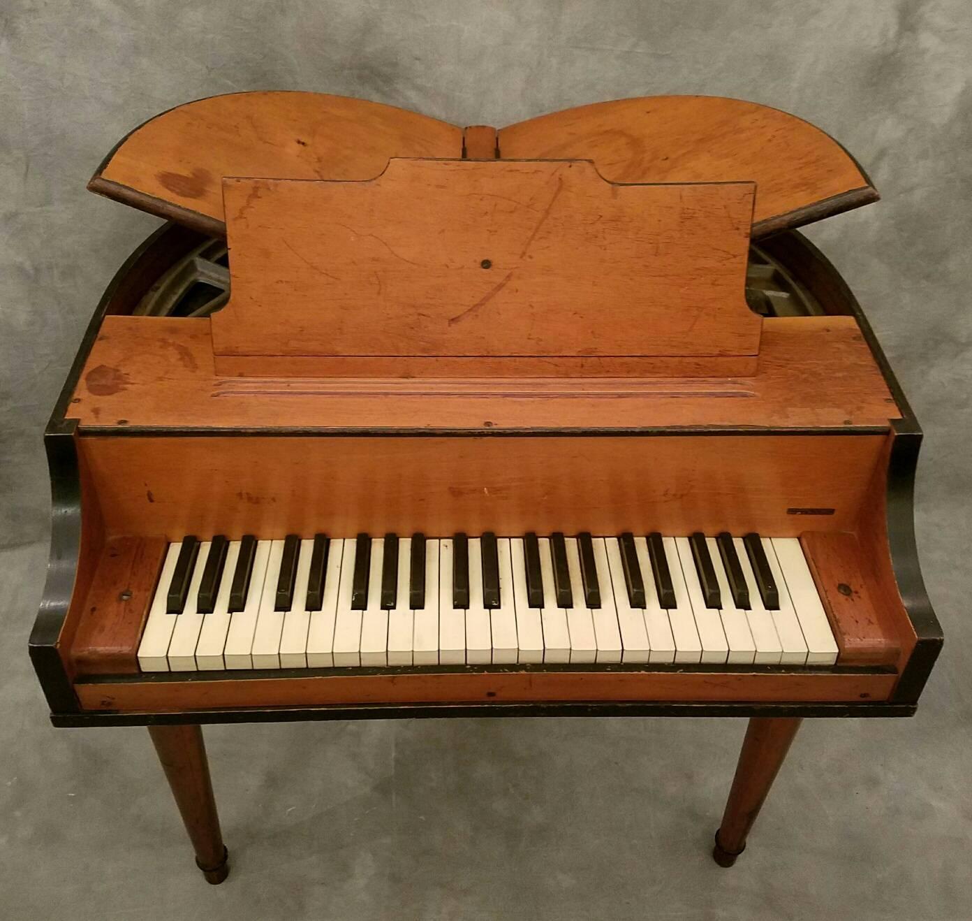 Wurlitzer Butterfly Piano For Sale on 1stDibs wurlitzer