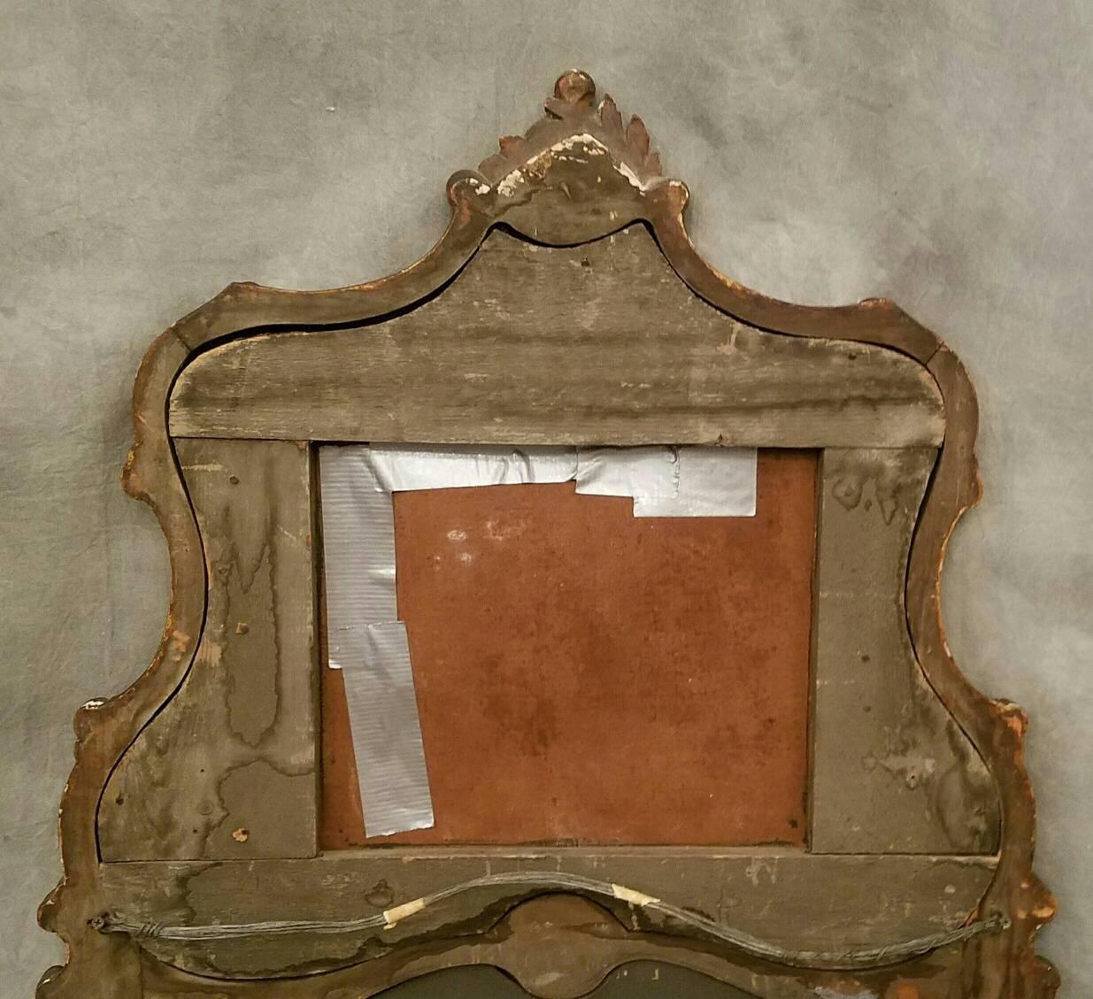 19th Century Louis XV Carved Giltwood Trumeau Mirror In Fair Condition For Sale In Miami, FL