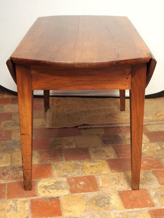 Early 19th Century 19th Century French Walnut Drop-Leaf Table