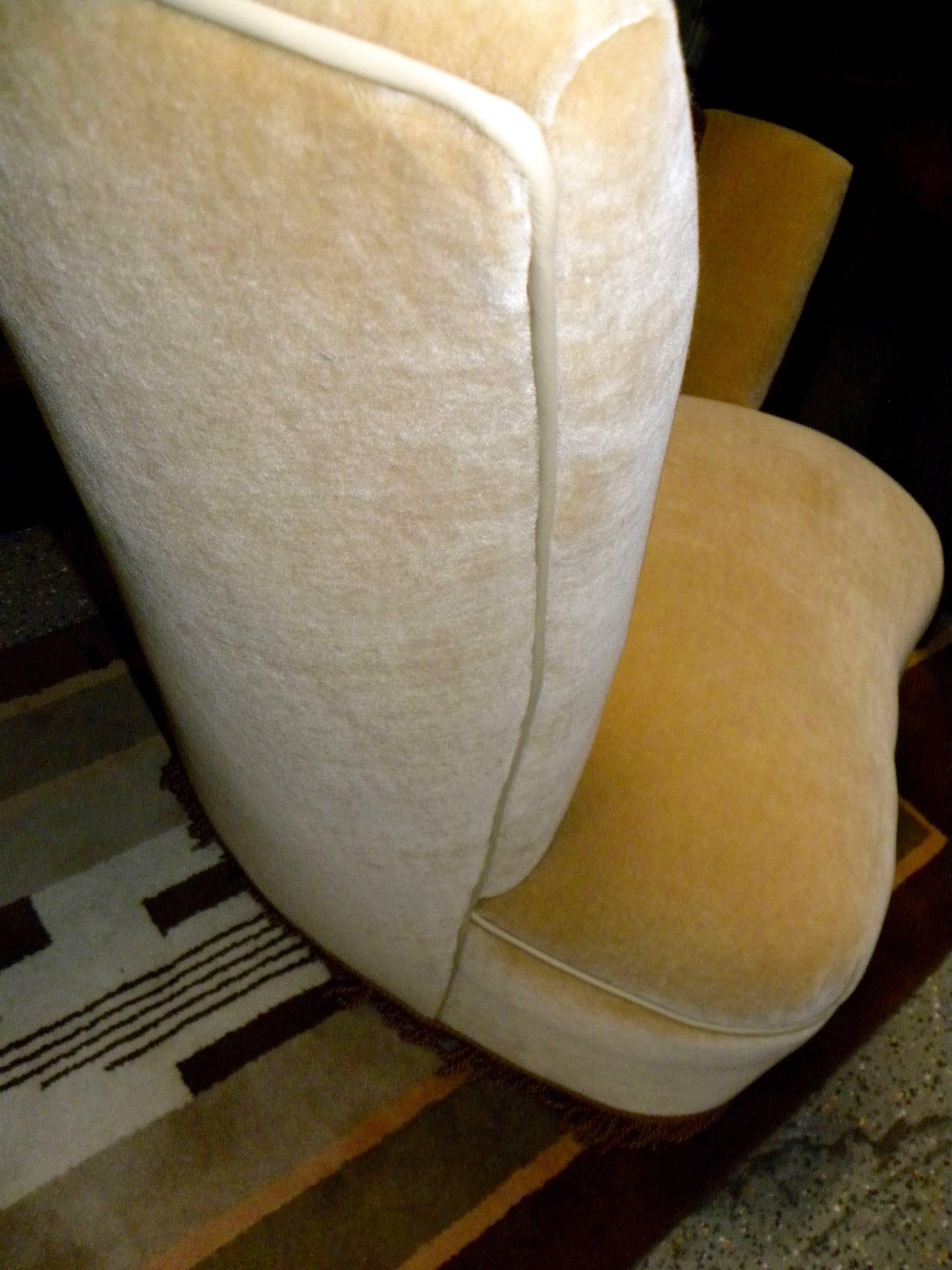 Art Deco Fanned Back Hollywood Swivel Chairs 4