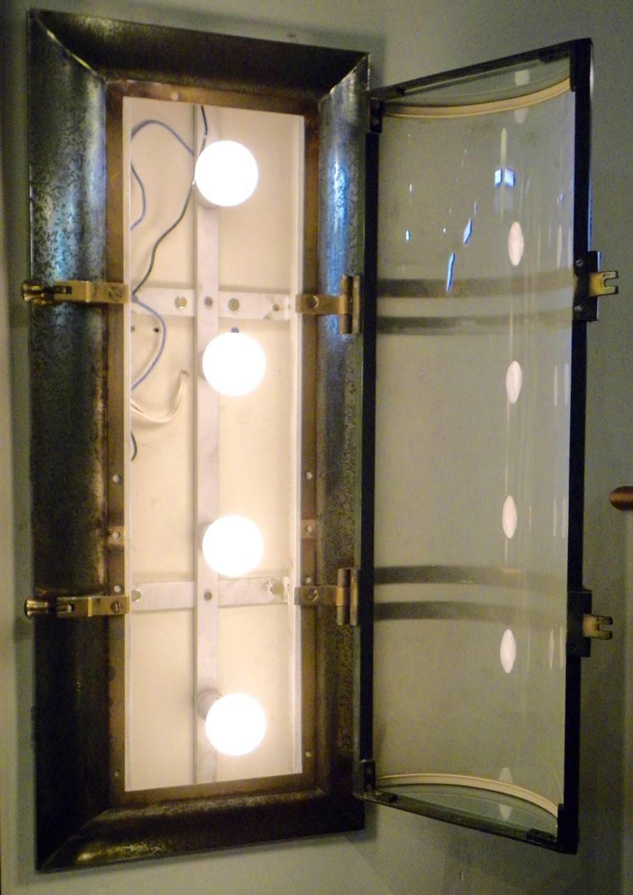 French Art Deco Movie Theater Sconces In Excellent Condition In Oakland, CA