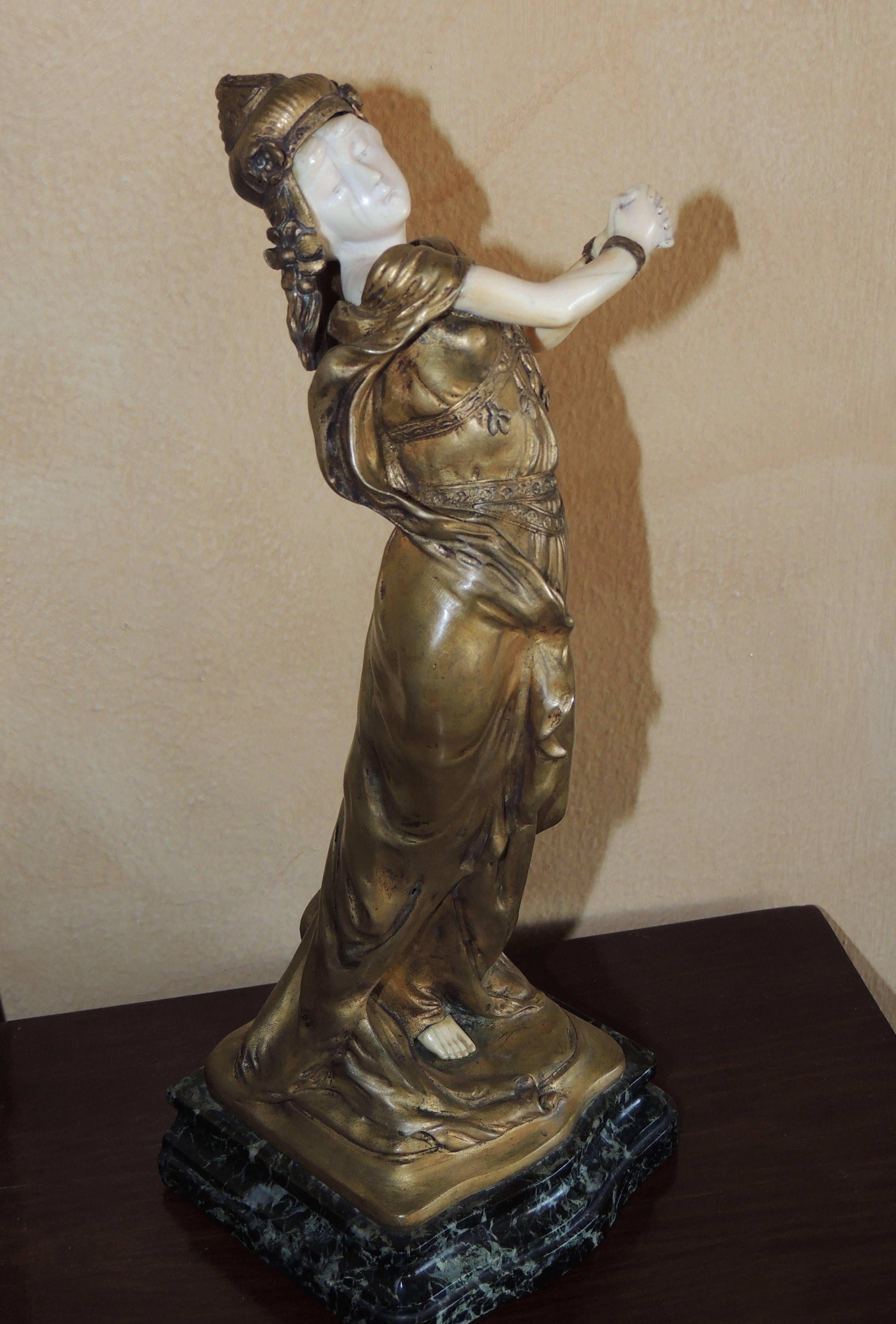 Jugendstil-Bronze-Skulptur „Heroine“ von thophile Franois Somme (Art nouveau) im Angebot