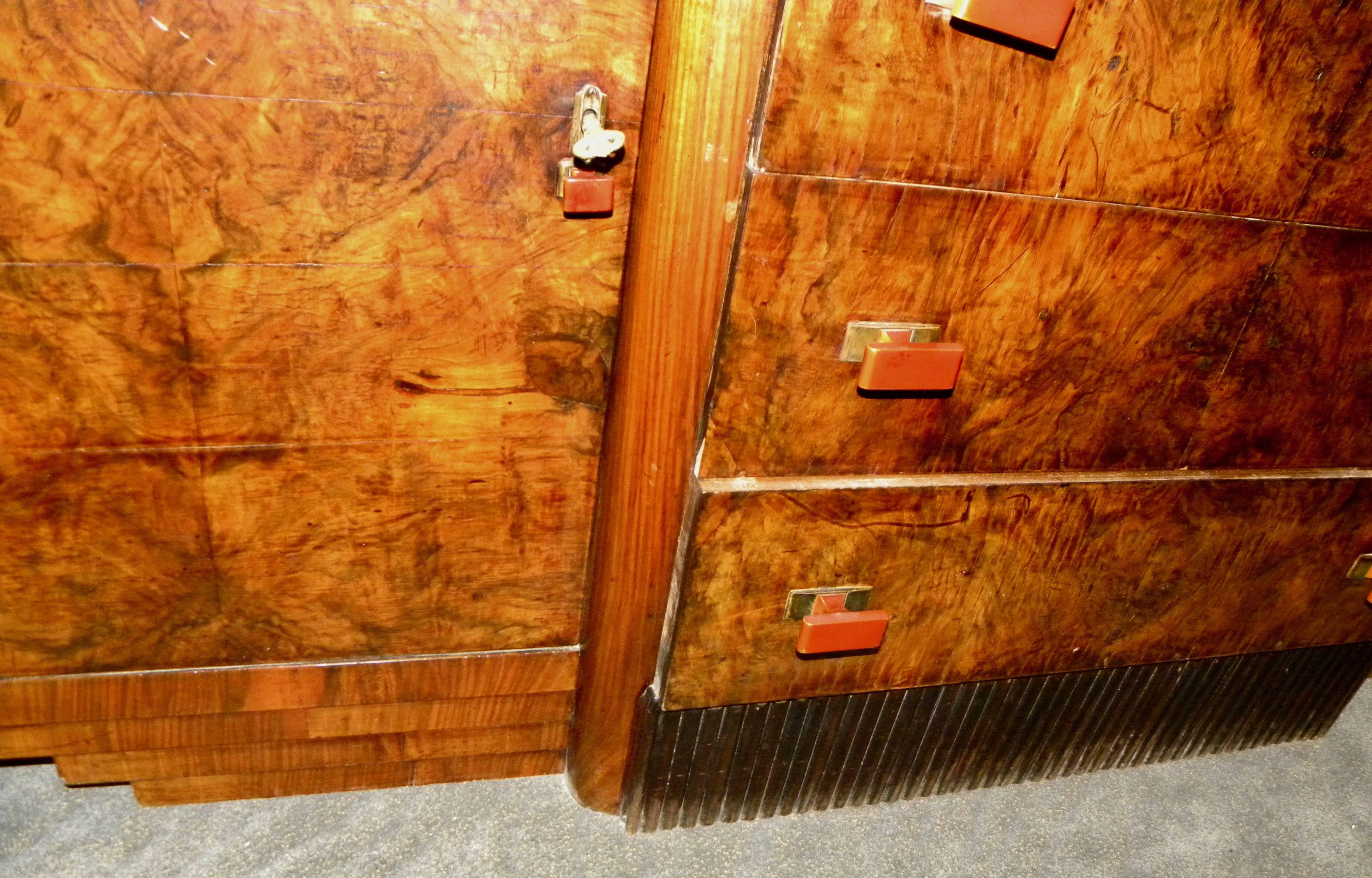 Bookmatched Dining Art Deco Storage Cabinet In Excellent Condition In Oakland, CA