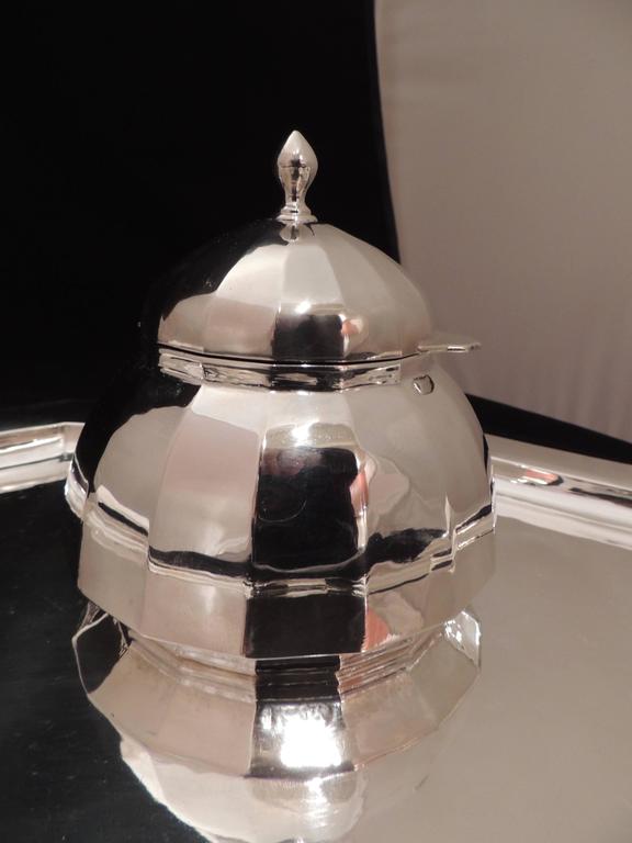 Art Deco Silver Tea and Coffee Service Dome Topped For Sale 1