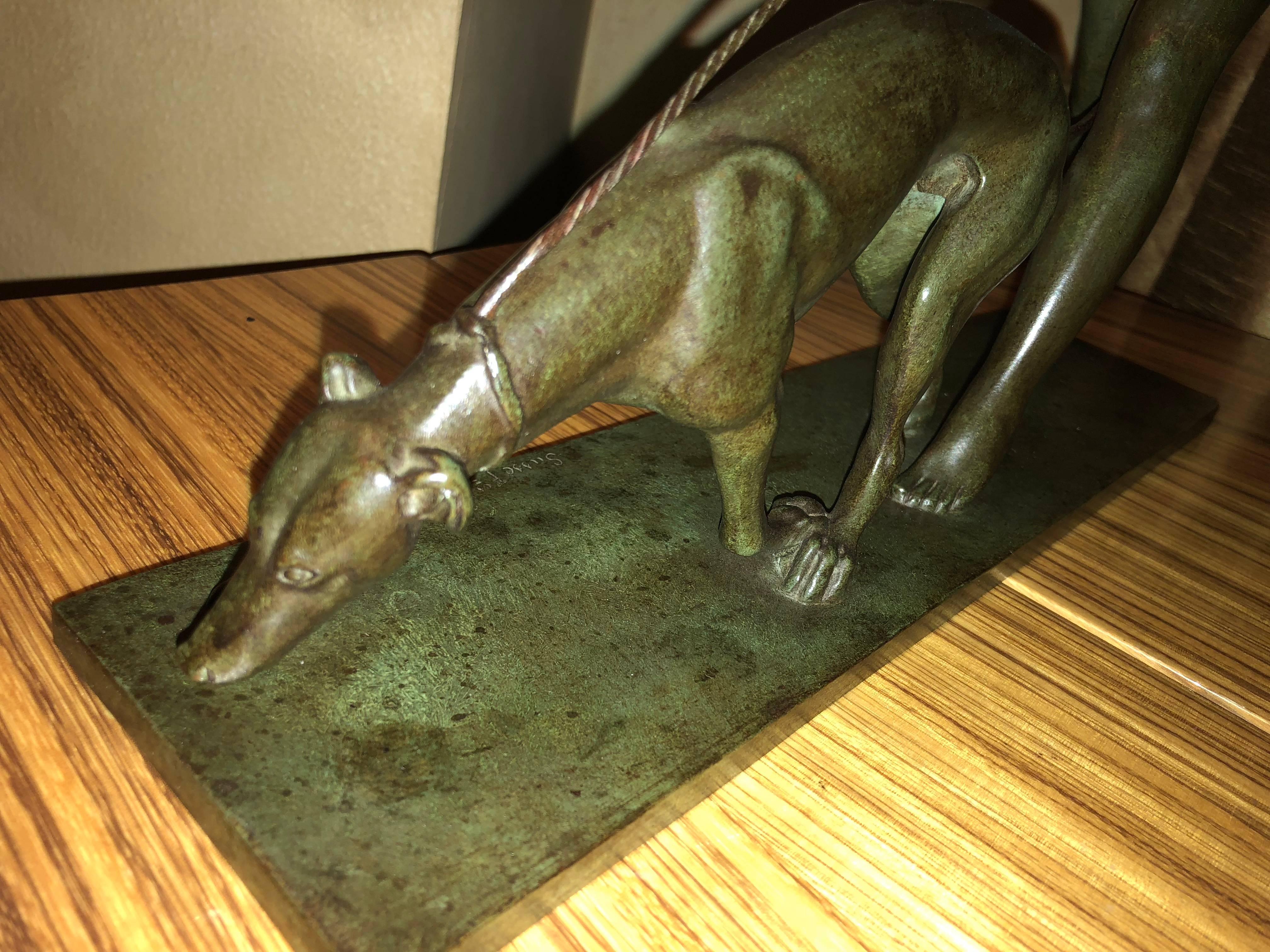 Bronze Sculpture Art déco de Raymond Leon Rivoire intitulée « Femme au Levrier »