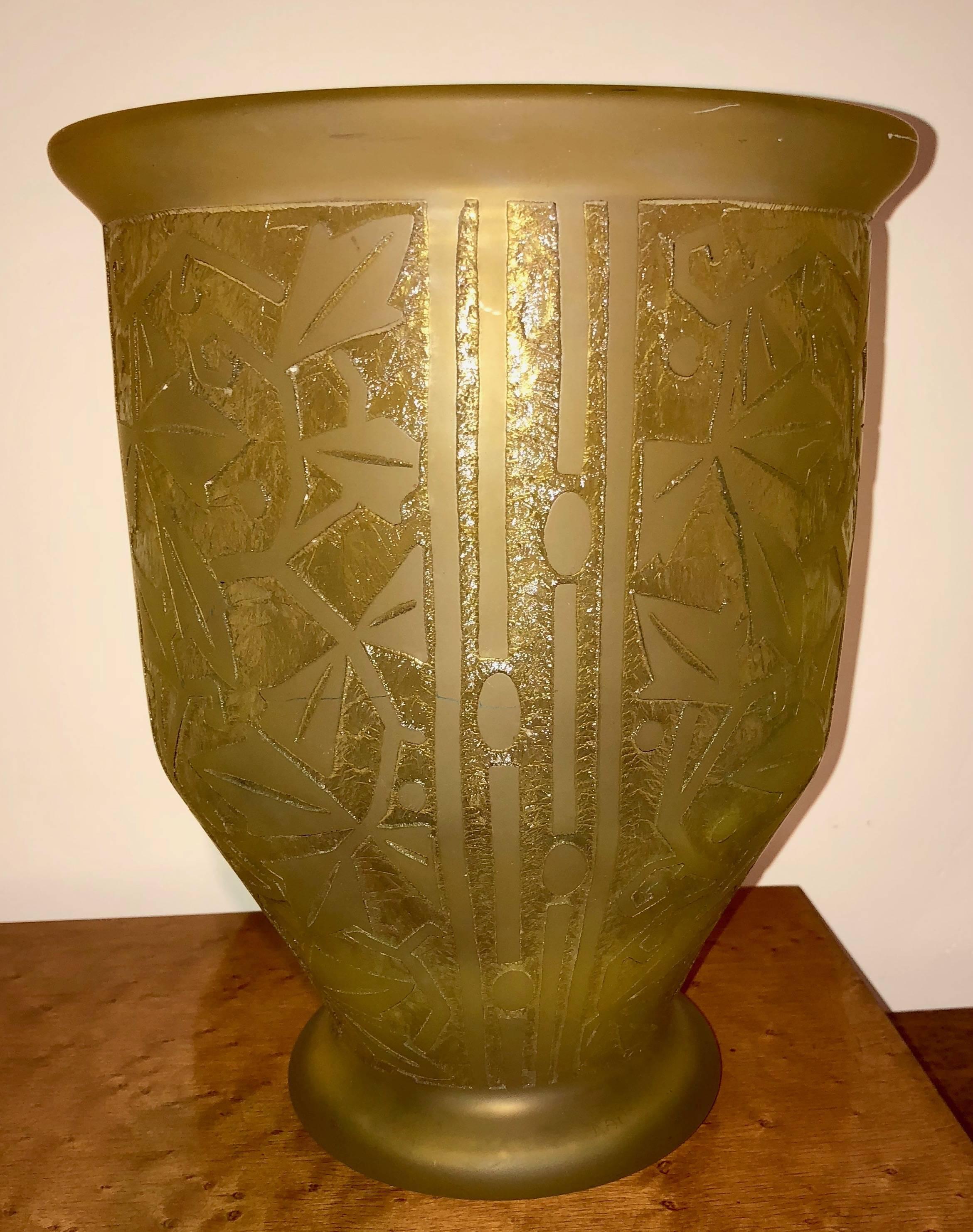 Daum Nancy Art Deco Acid Etched French Glass In Excellent Condition In Oakland, CA
