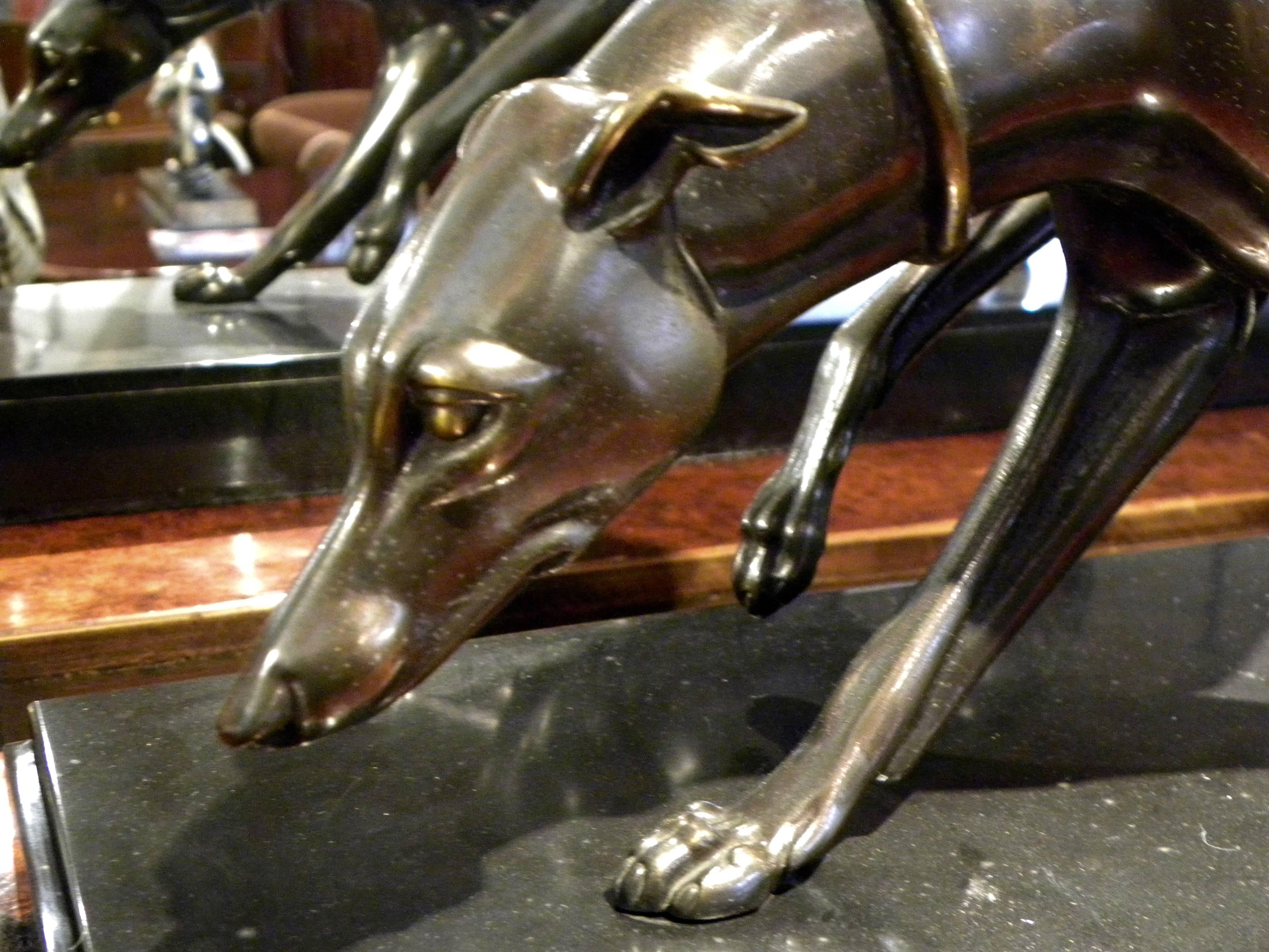 Statue de chien Art Déco par Rochard 1